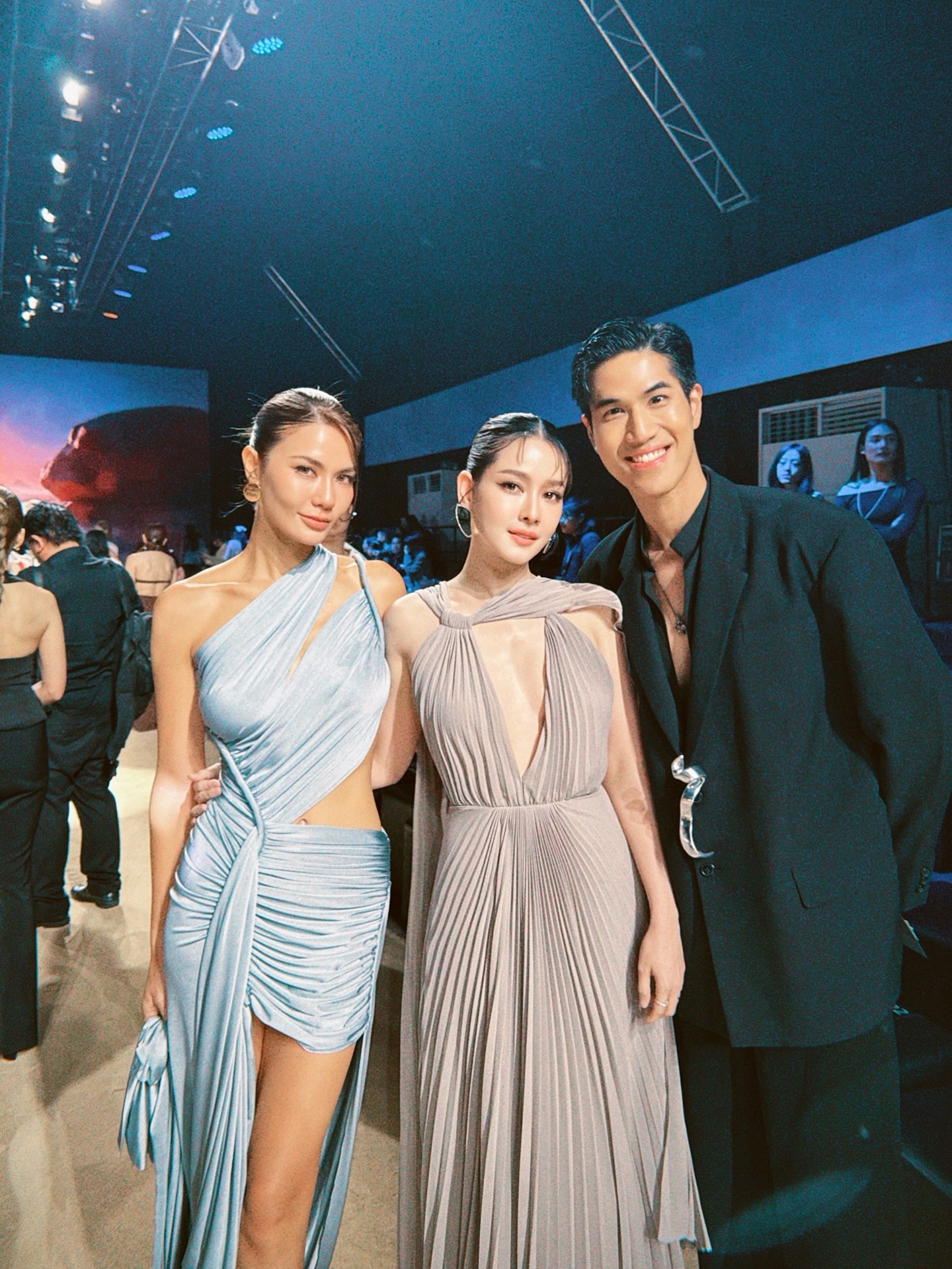 โม - อมีนา พินิจ