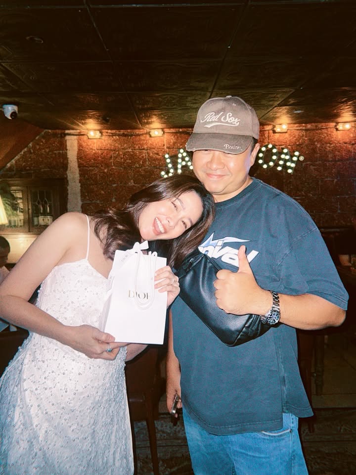 โม - อมีนา พินิจ