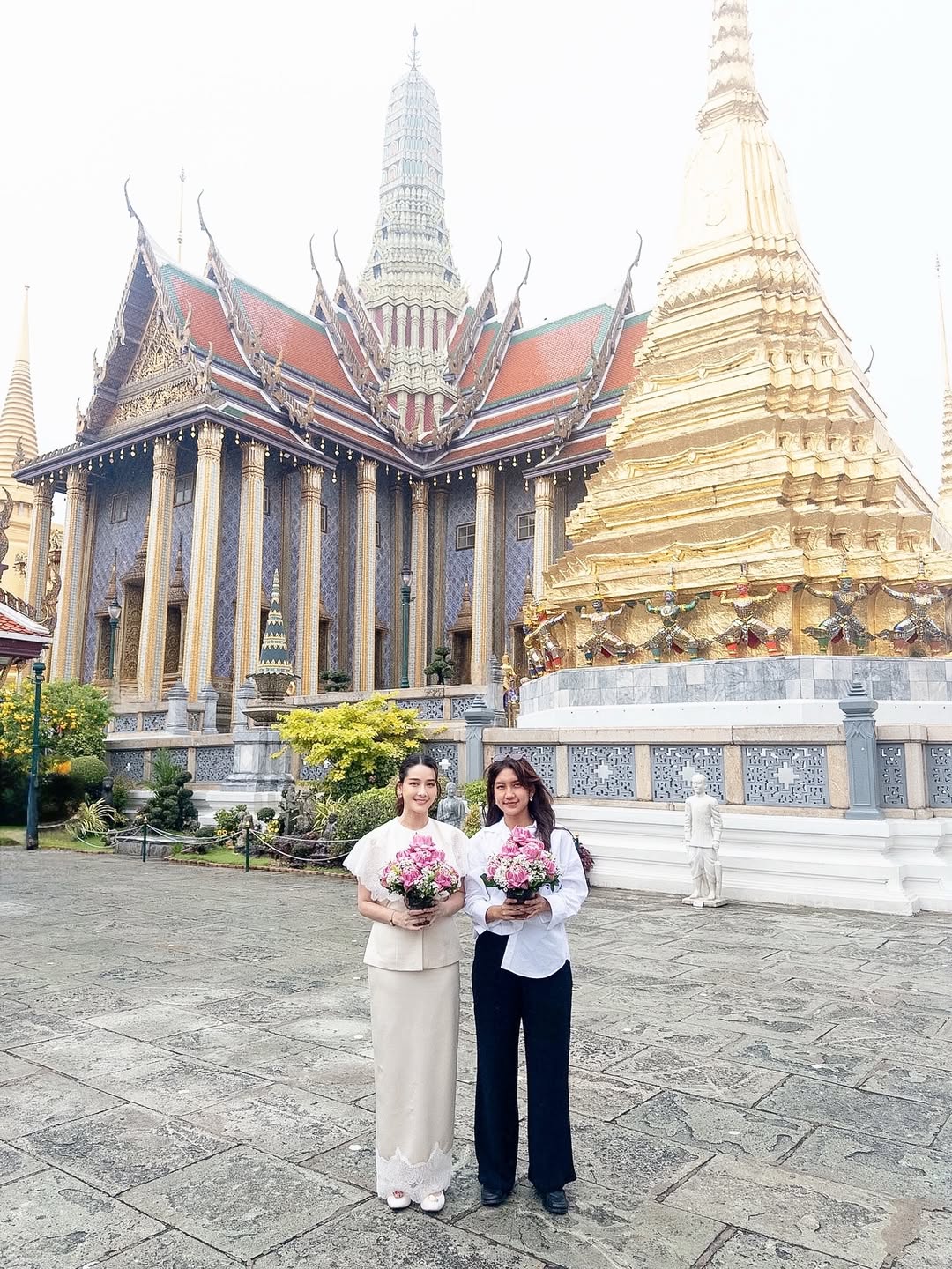 โม - อมีนา พินิจ