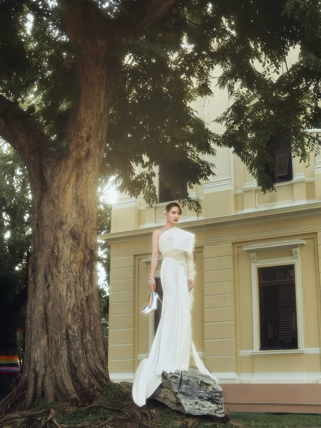 โม - อมีนา พินิจ