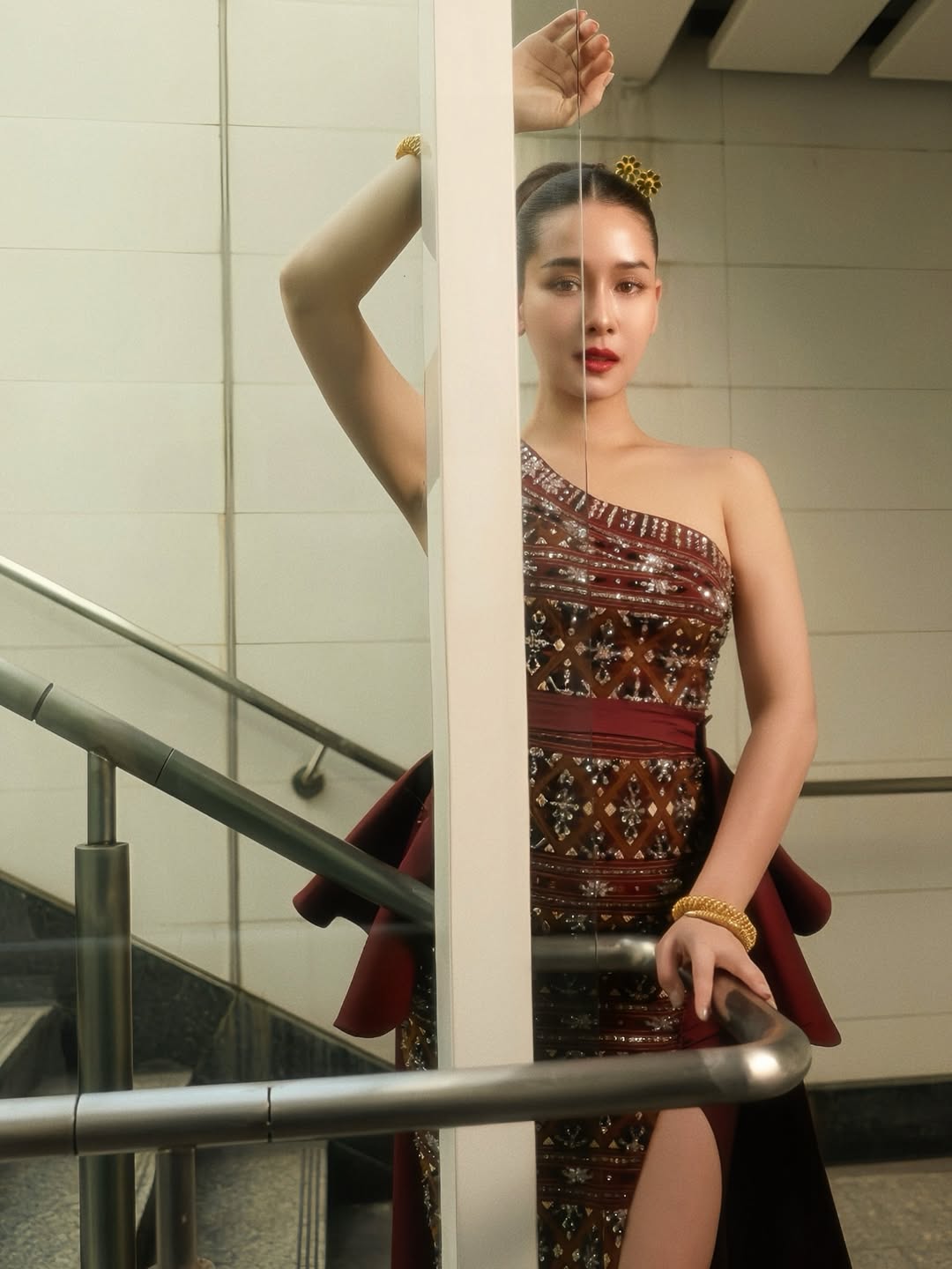 โม - อมีนา พินิจ