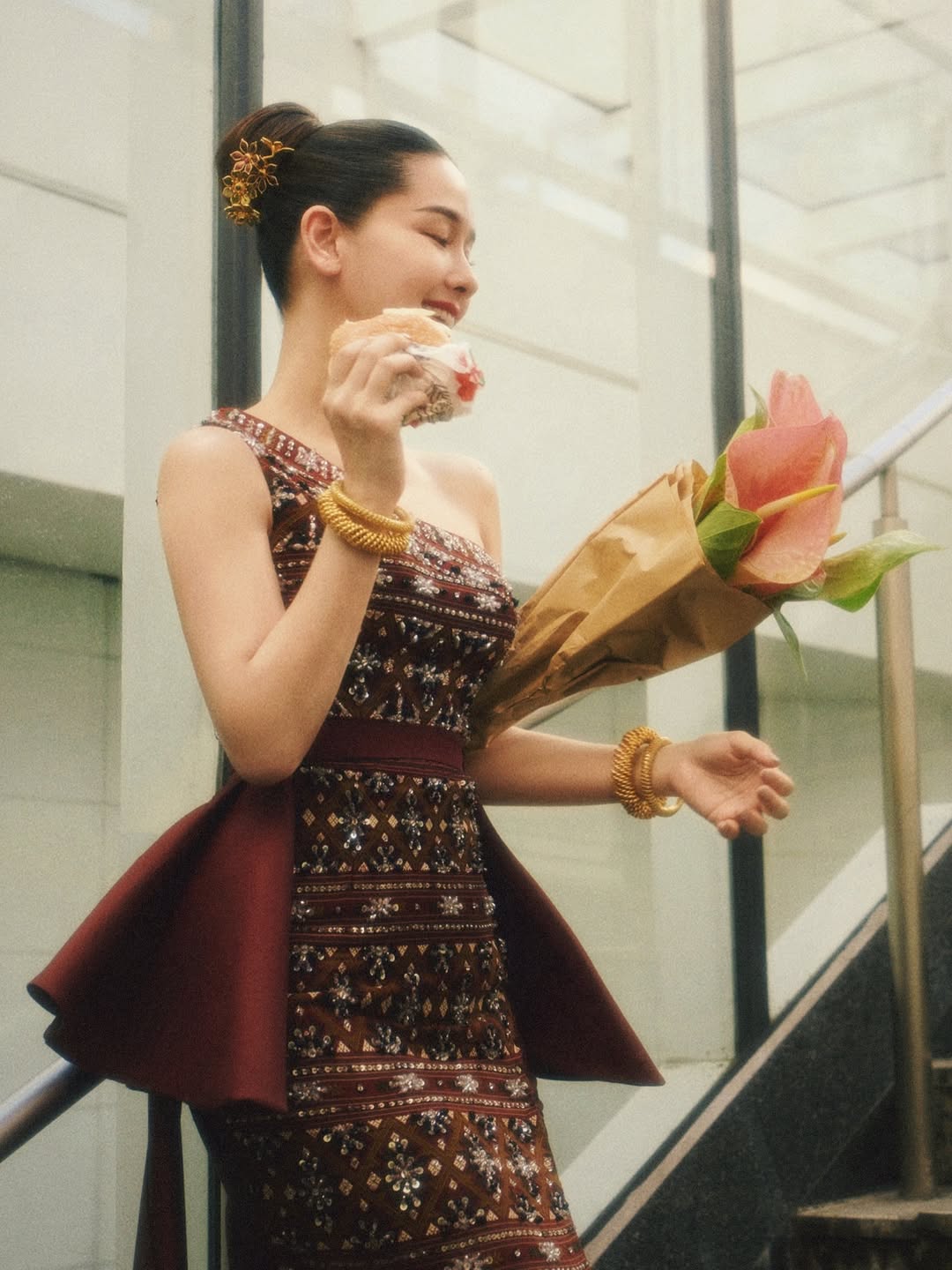 โม - อมีนา พินิจ