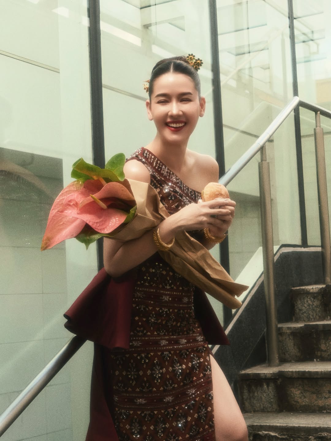 โม - อมีนา พินิจ