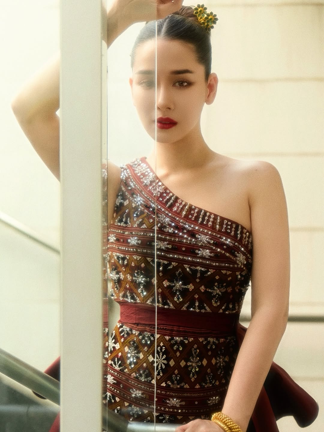 โม - อมีนา พินิจ