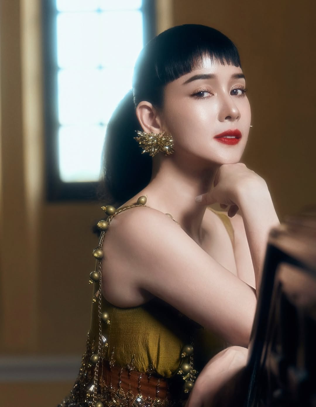 โม - อมีนา พินิจ