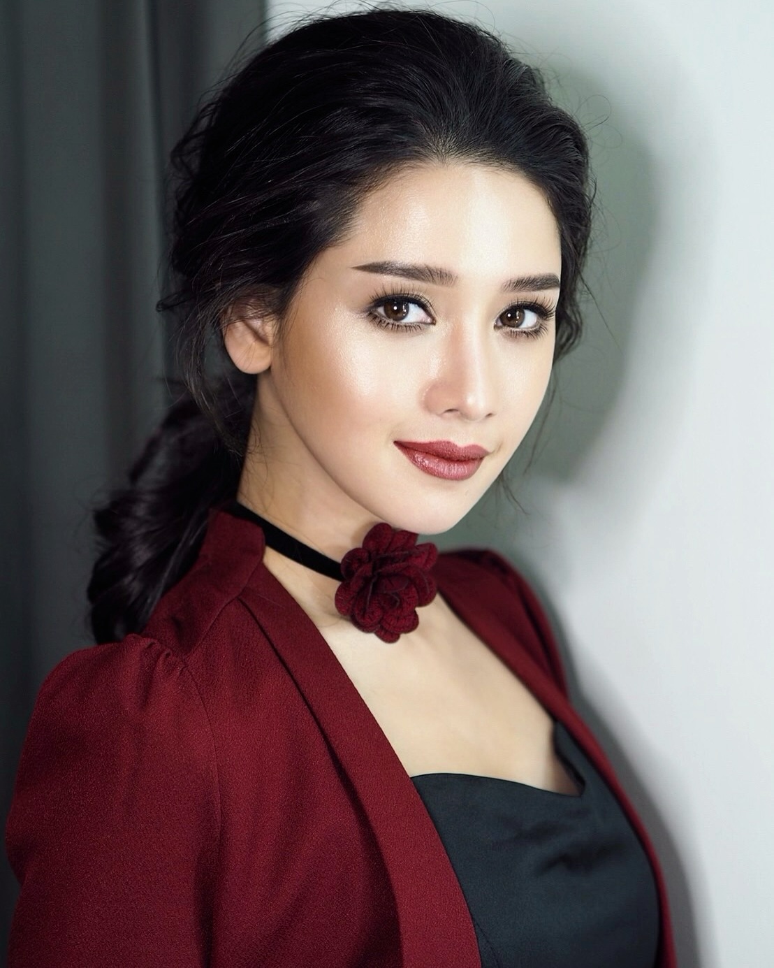 โม - อมีนา พินิจ