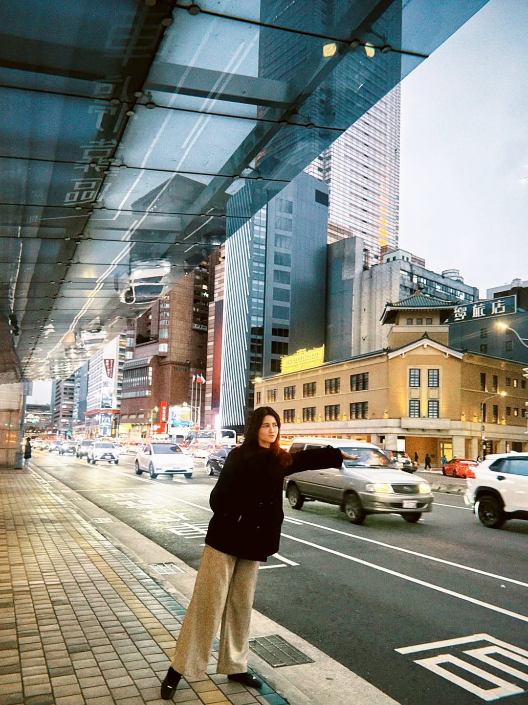 โม - อมีนา พินิจ