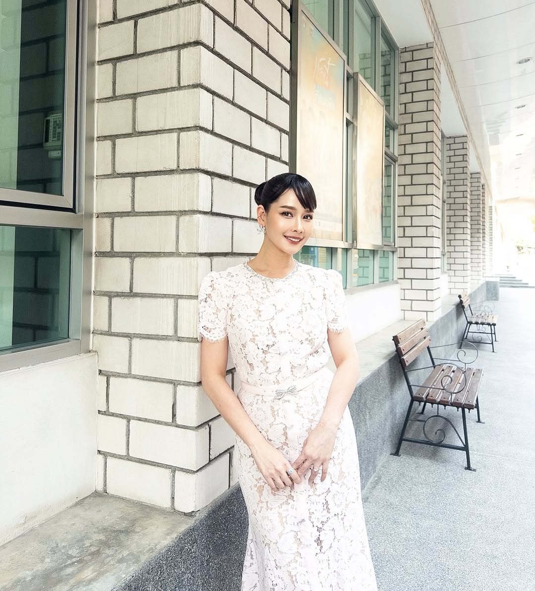 โม - อมีนา พินิจ