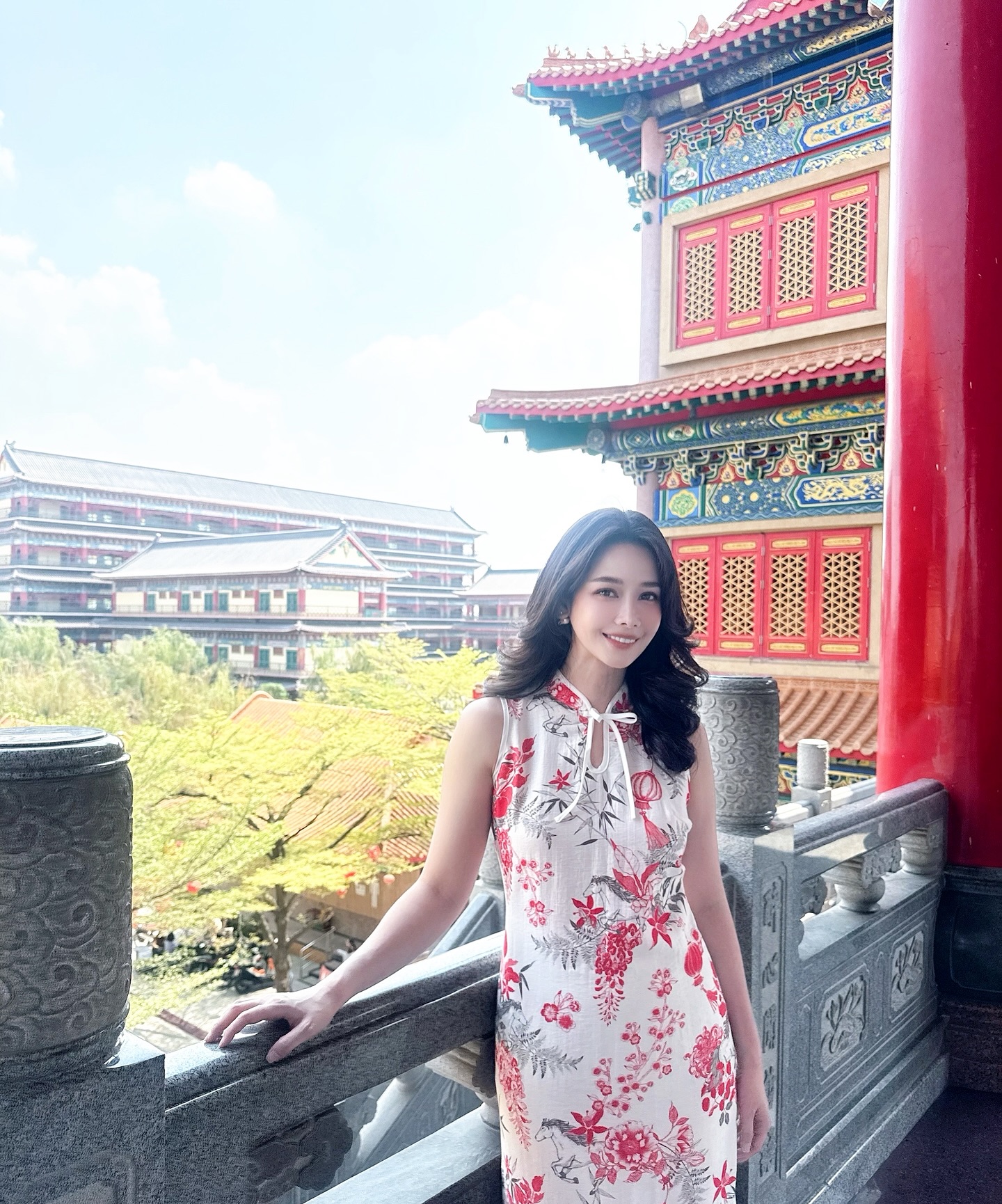 โม - อมีนา พินิจ