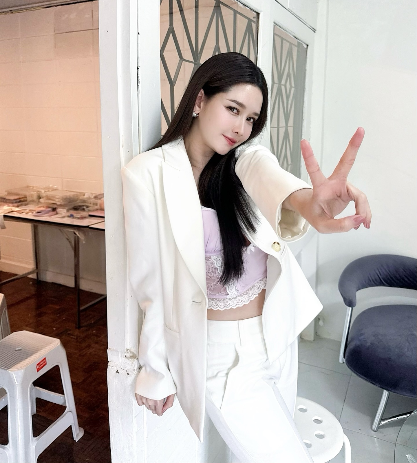 โม - อมีนา พินิจ