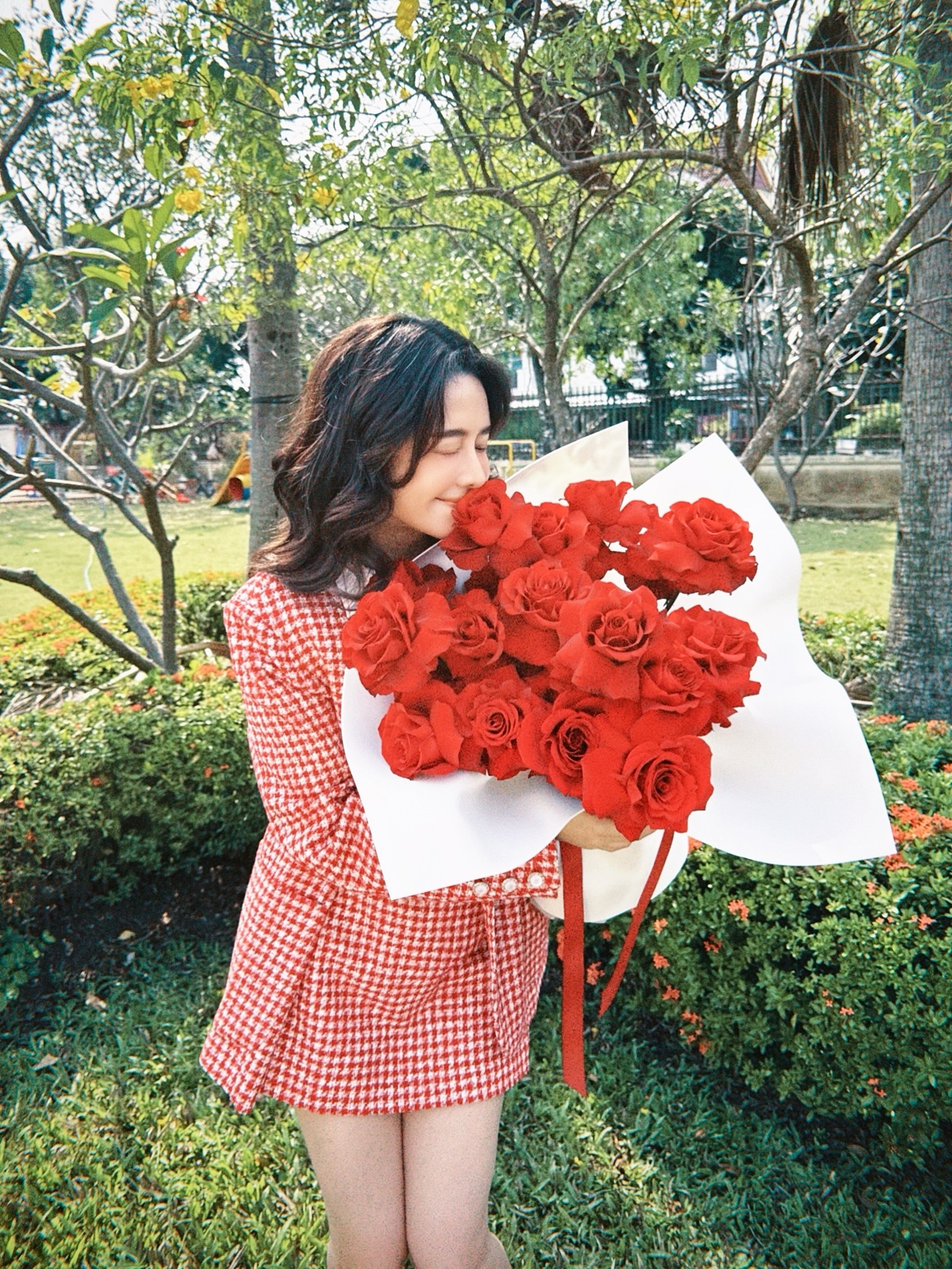 โม - อมีนา พินิจ