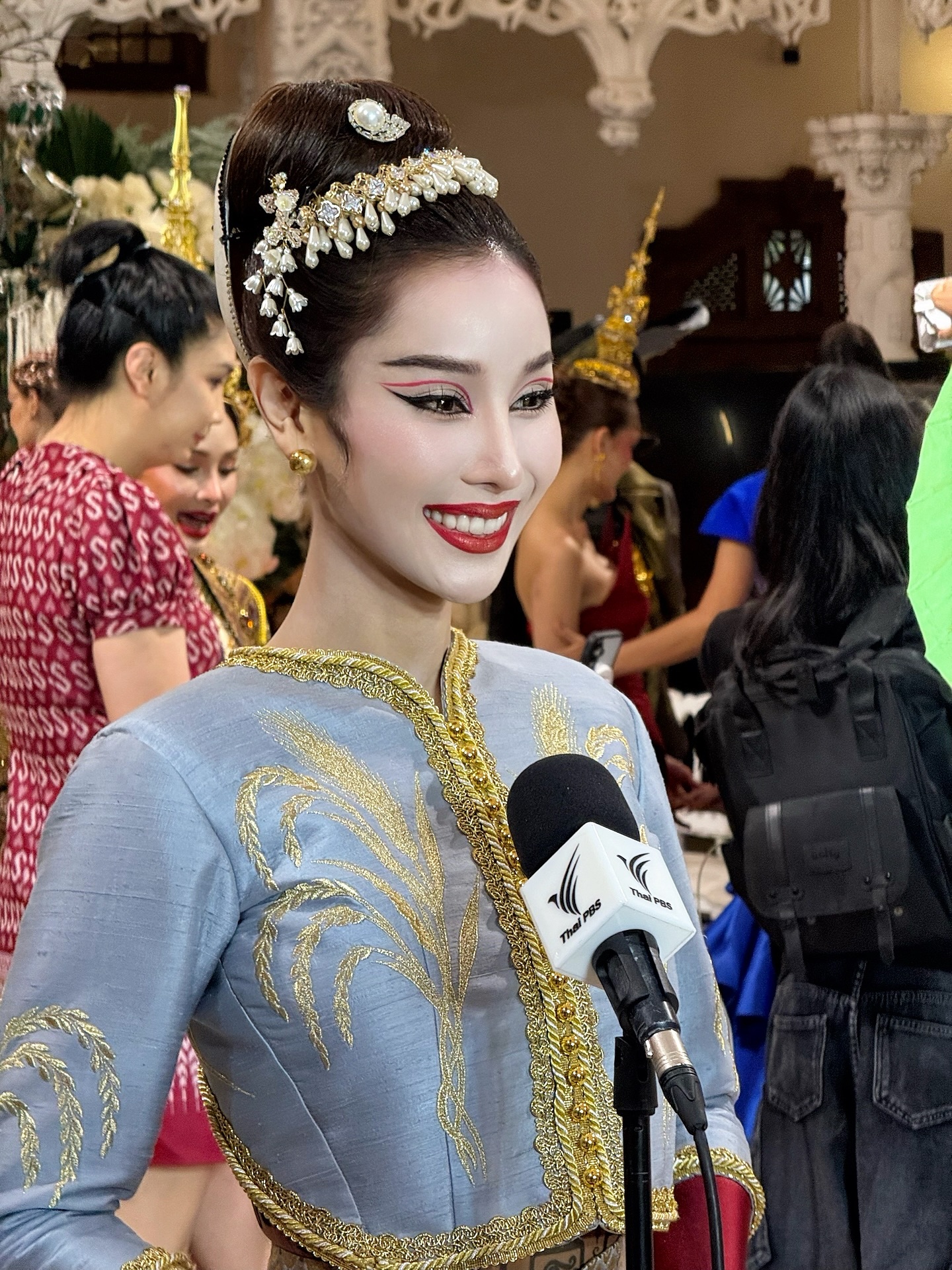 โม - อมีนา พินิจ