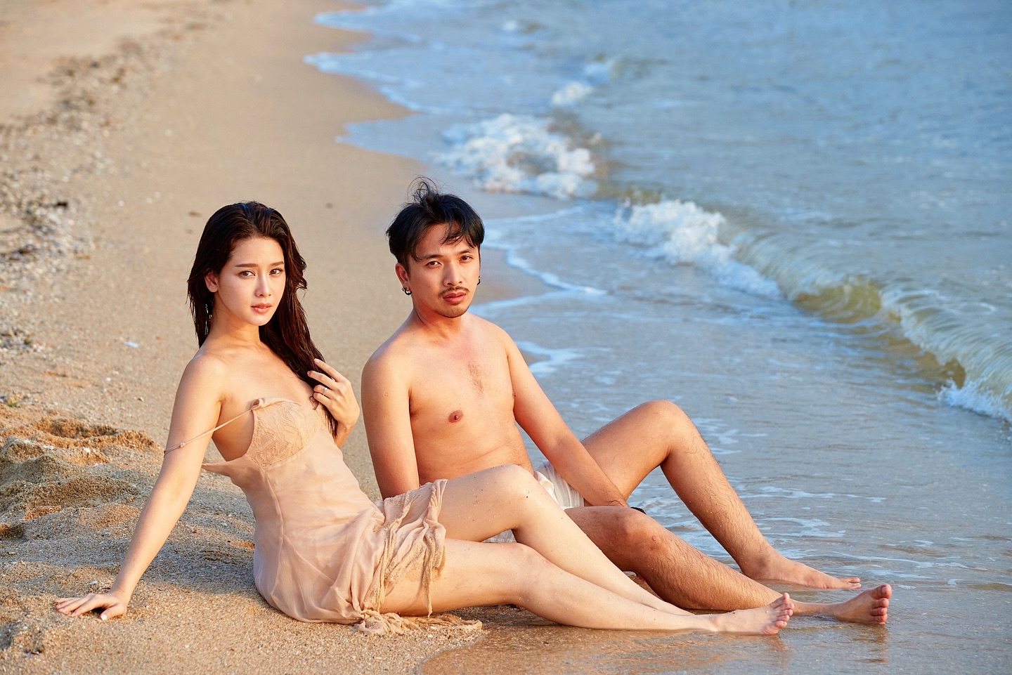 โม - อมีนา พินิจ