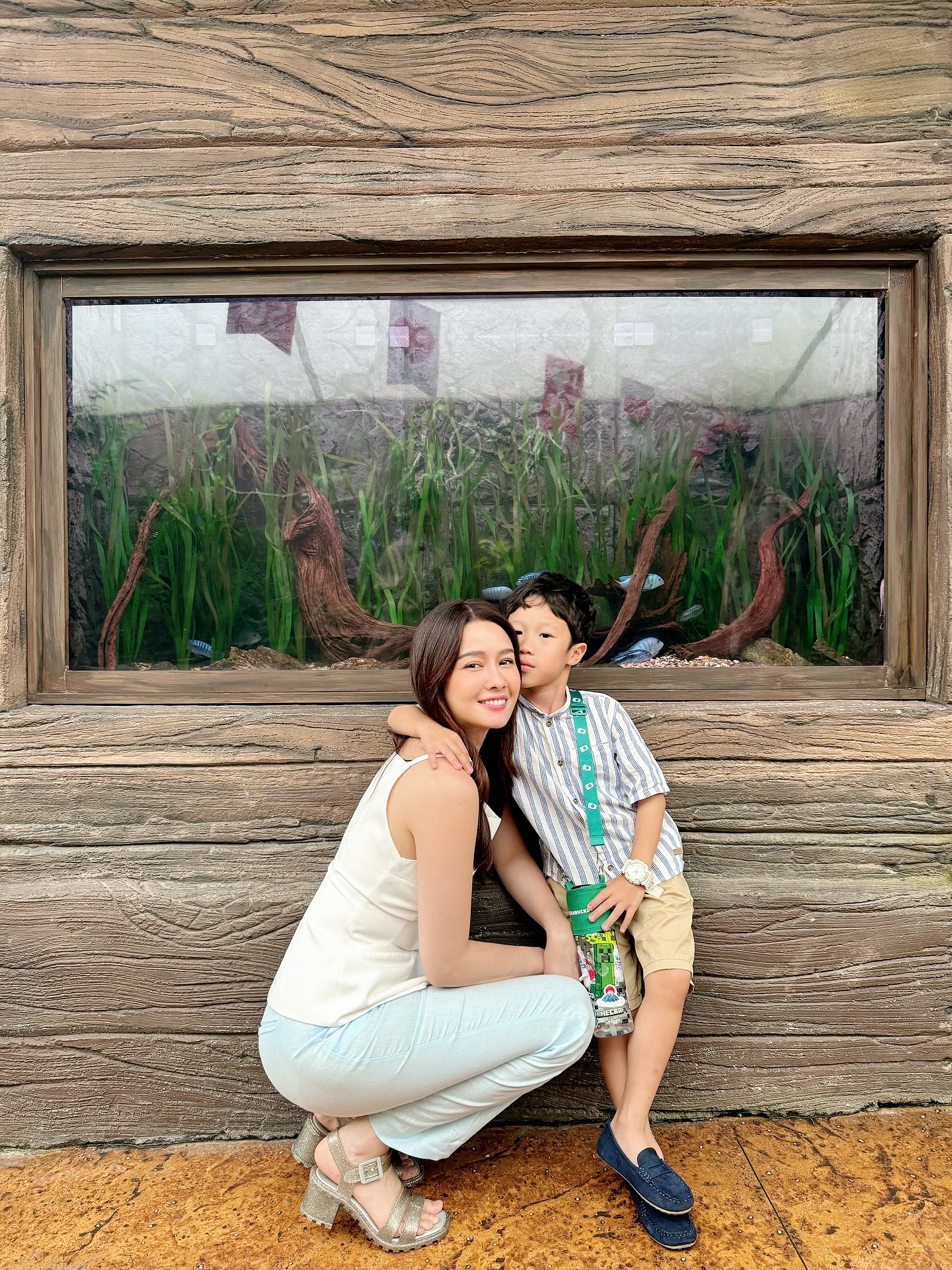 โม - อมีนา พินิจ