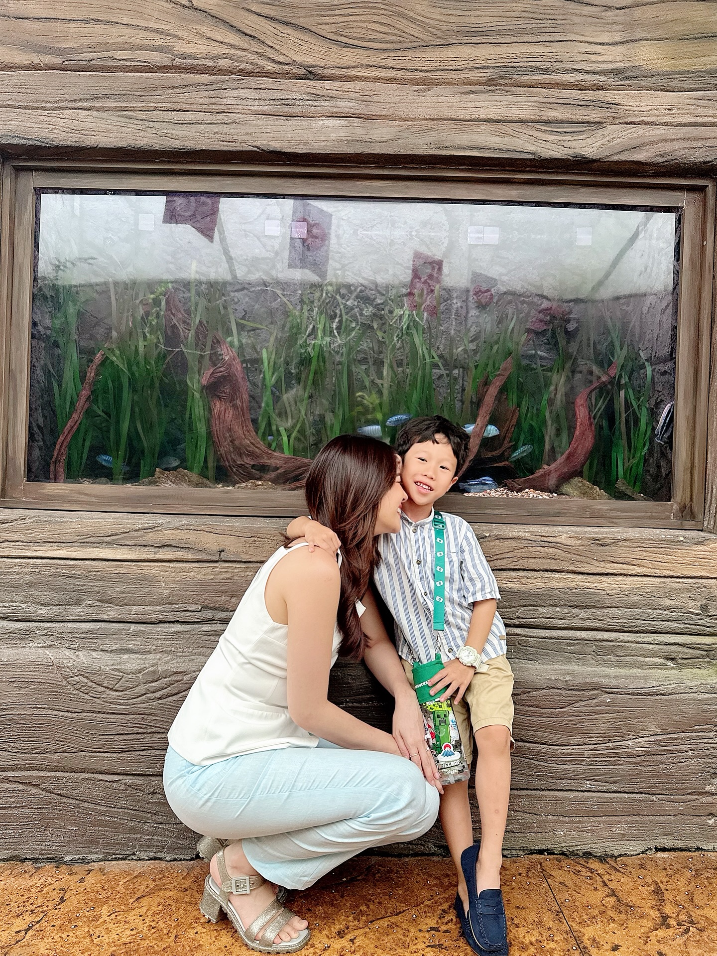 โม - อมีนา พินิจ