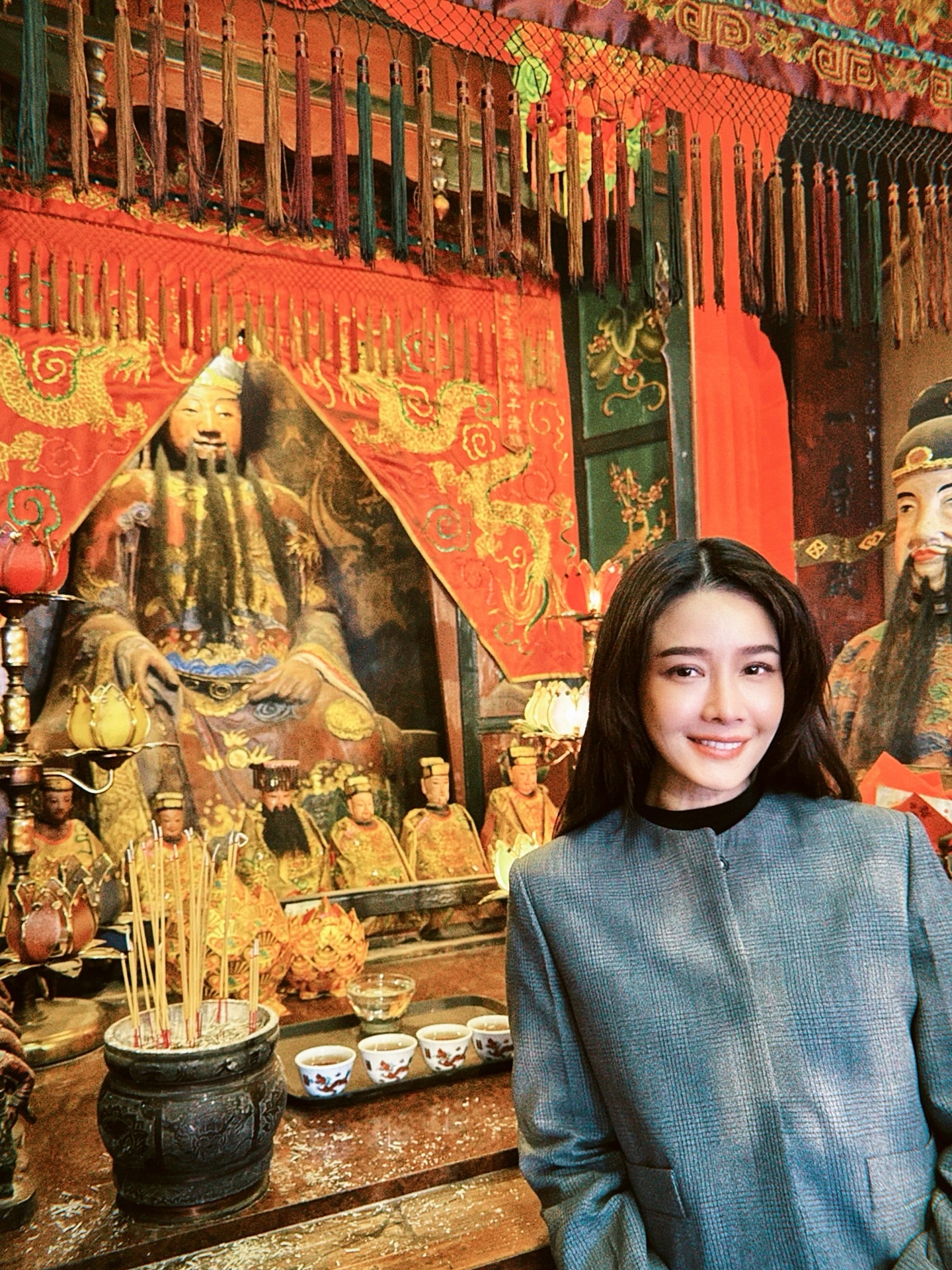 โม - อมีนา พินิจ