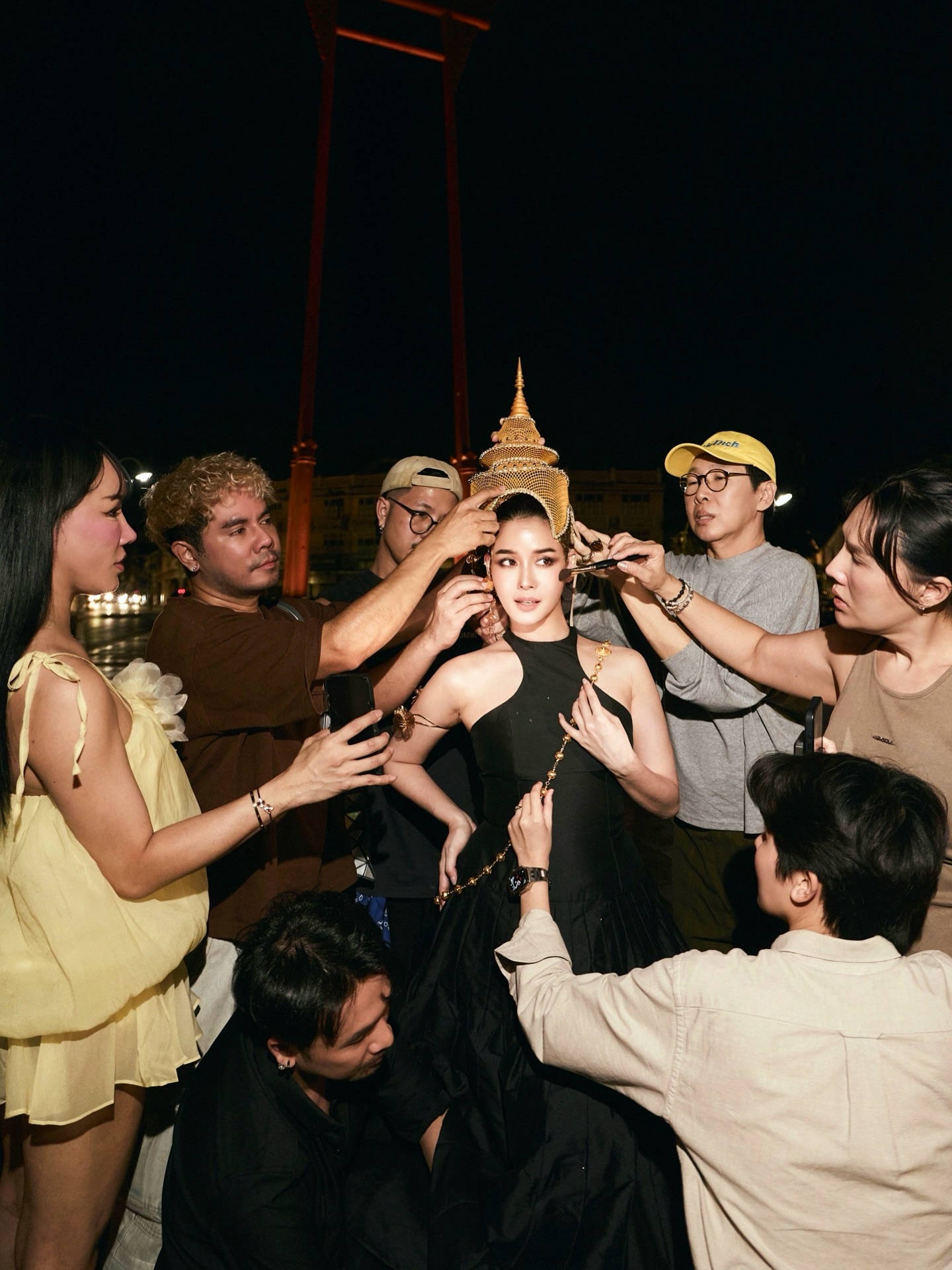 โม - อมีนา พินิจ