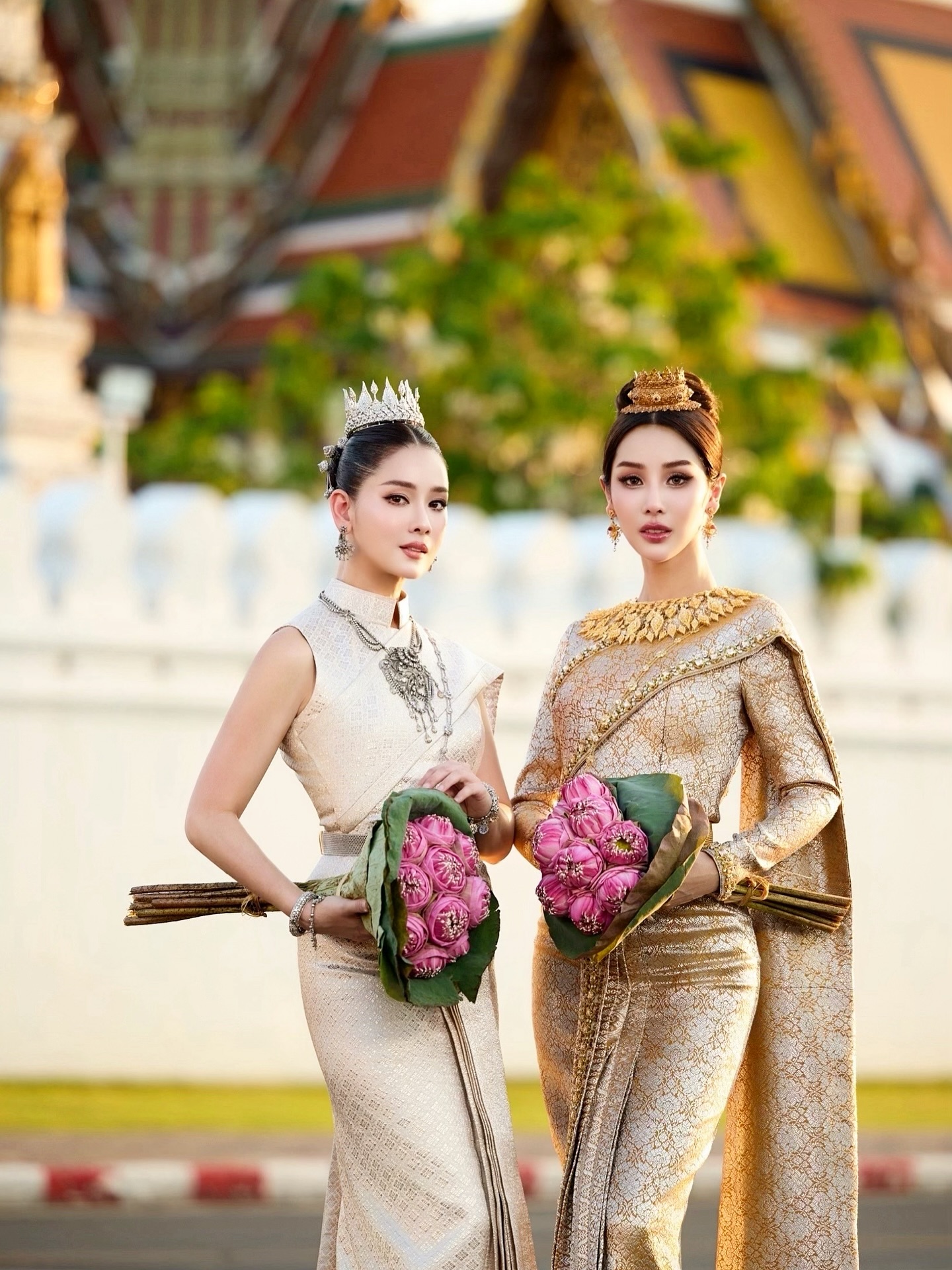 โม - อมีนา พินิจ