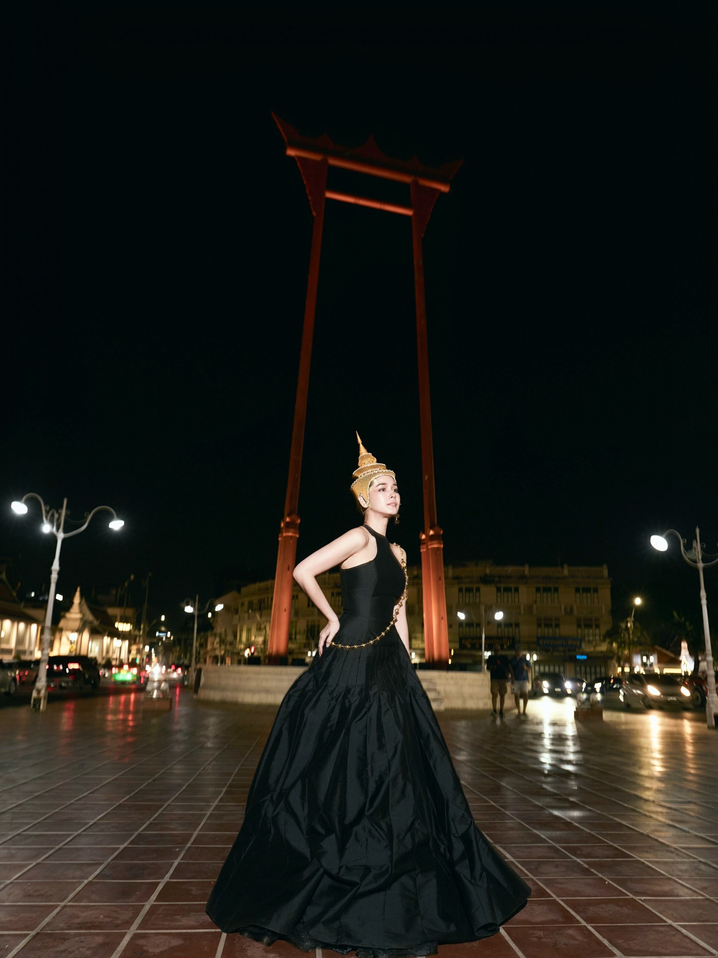 โม - อมีนา พินิจ