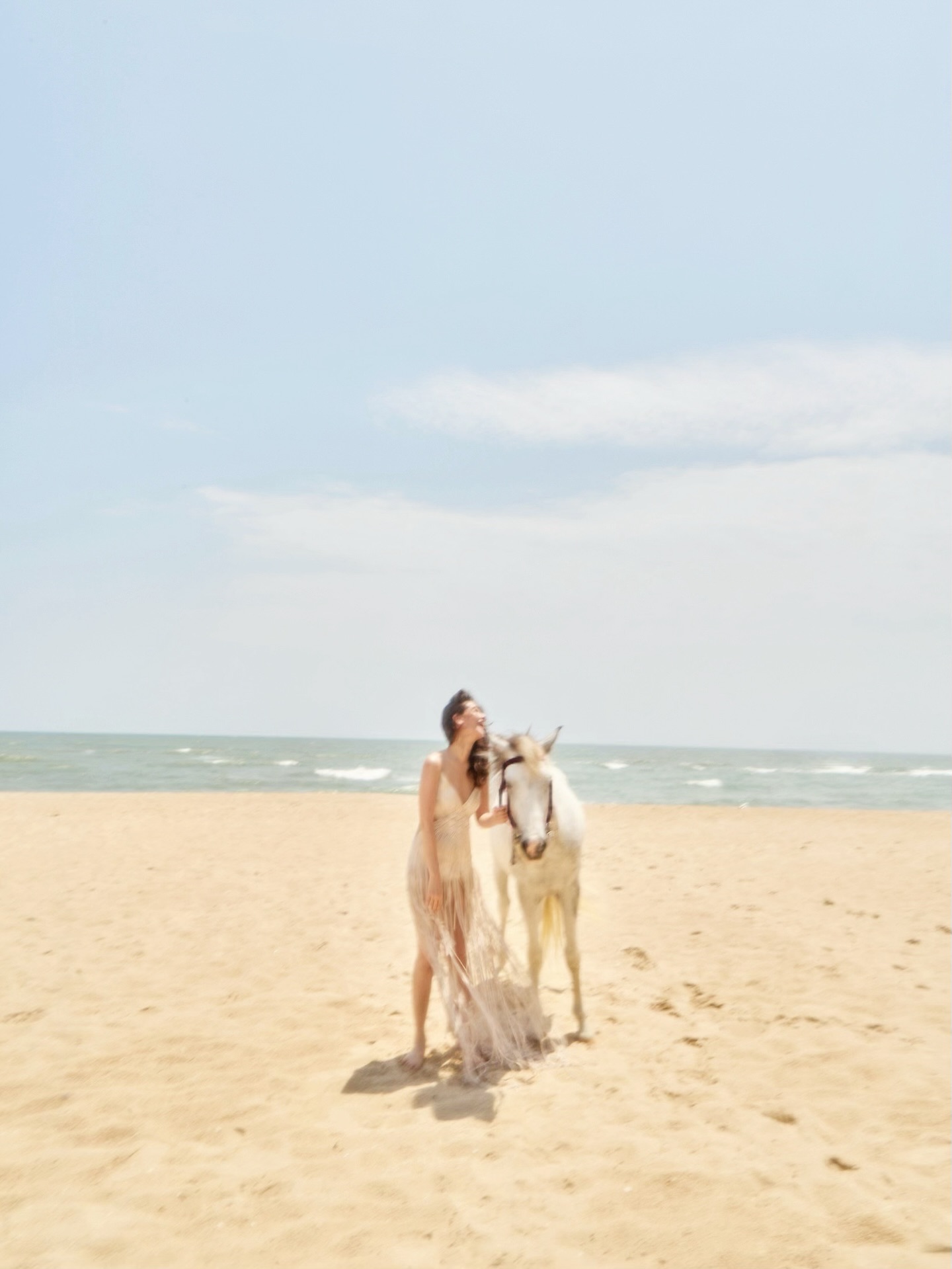 โม - อมีนา พินิจ