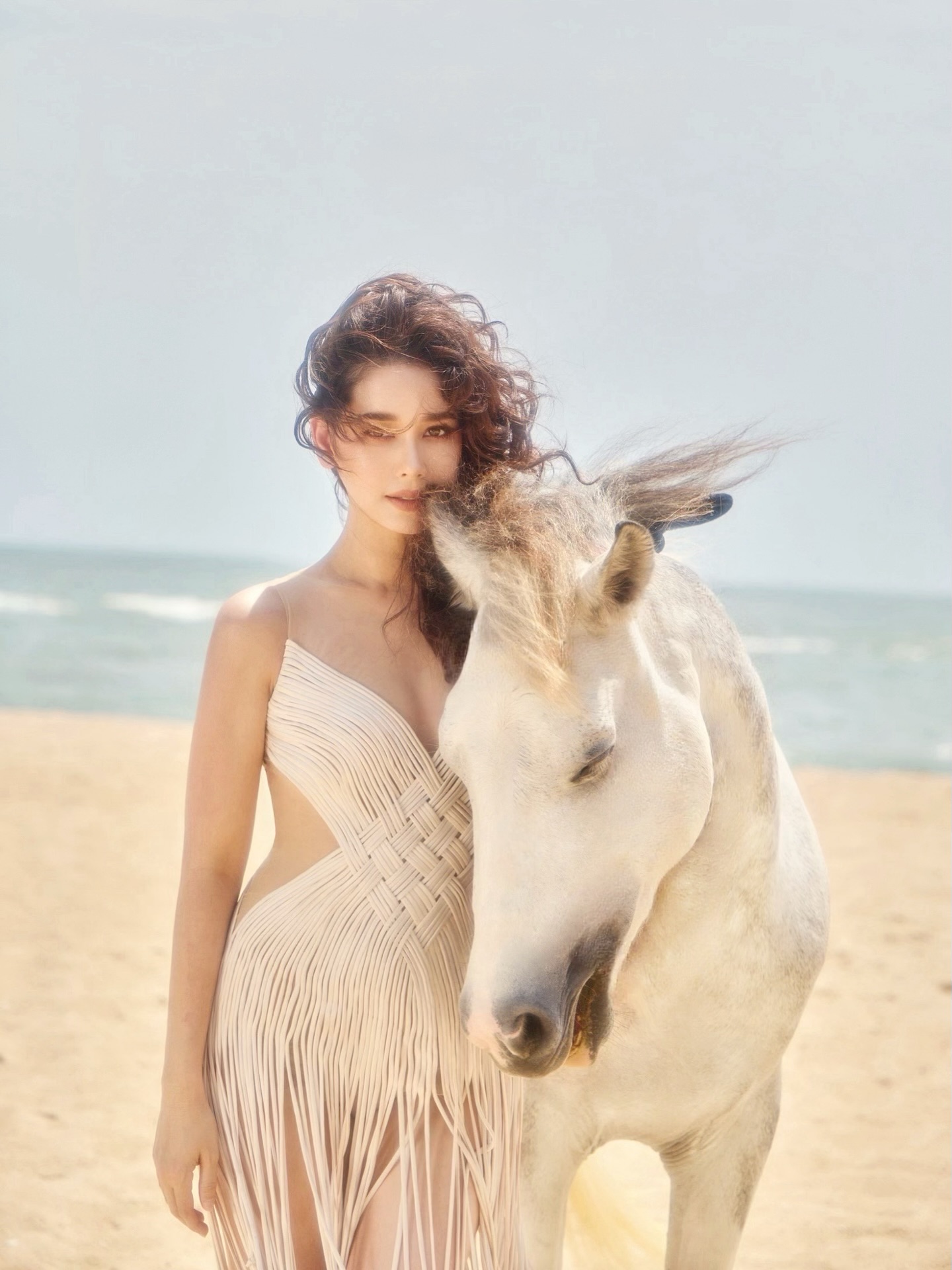 โม - อมีนา พินิจ