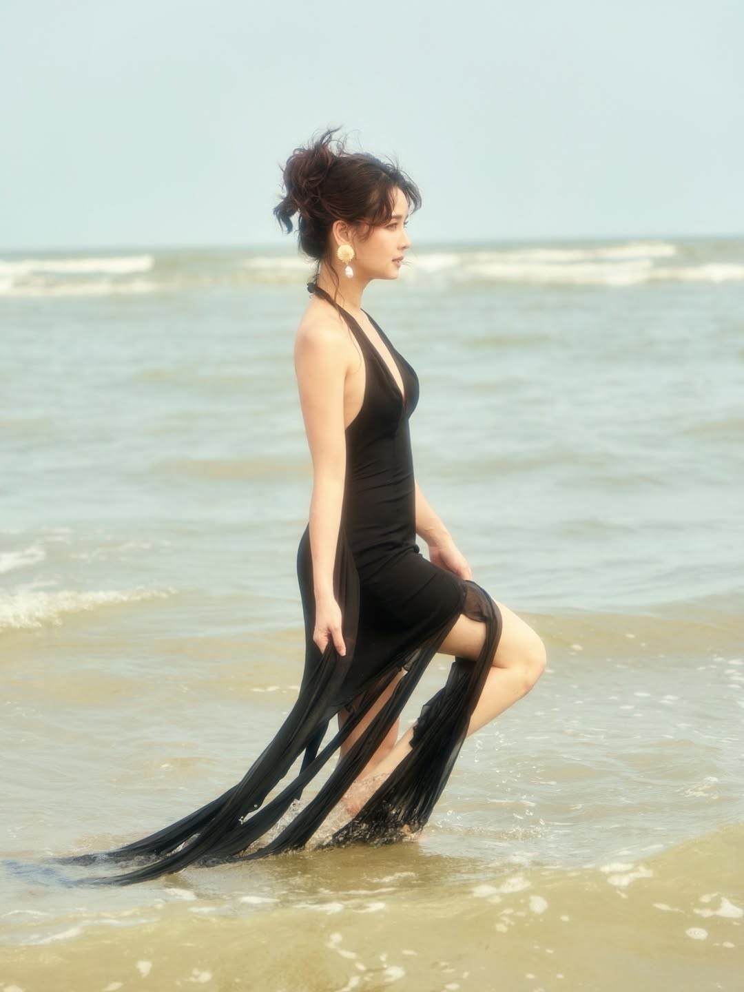 โม - อมีนา พินิจ