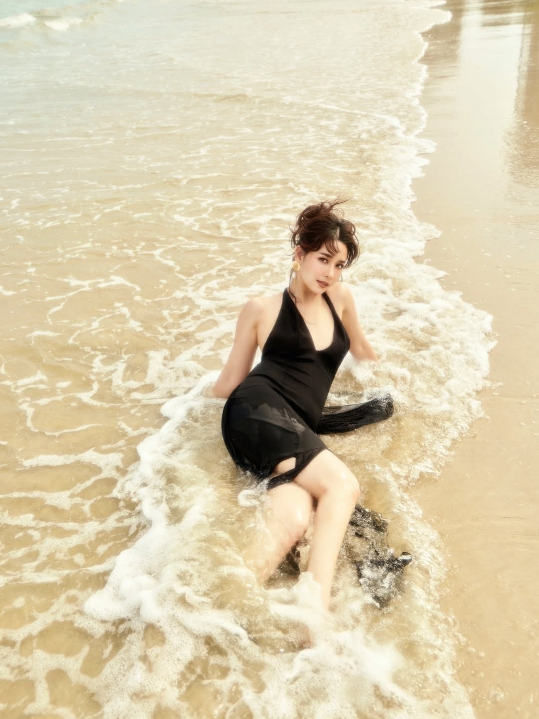 โม - อมีนา พินิจ