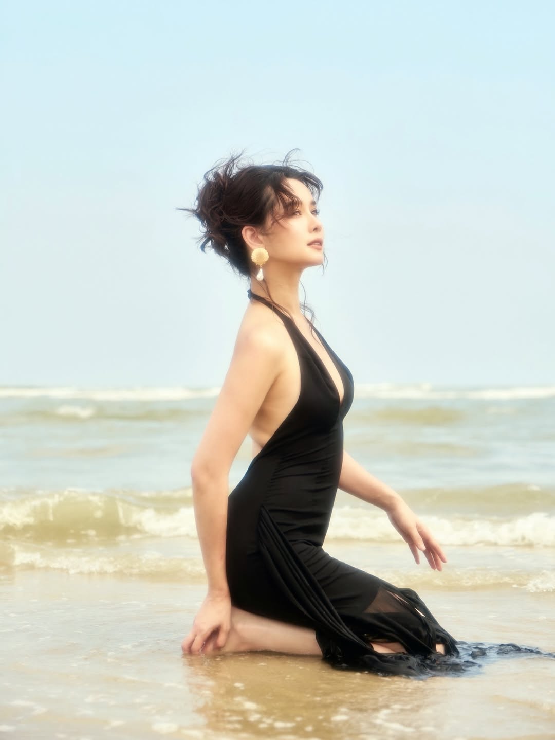 โม - อมีนา พินิจ