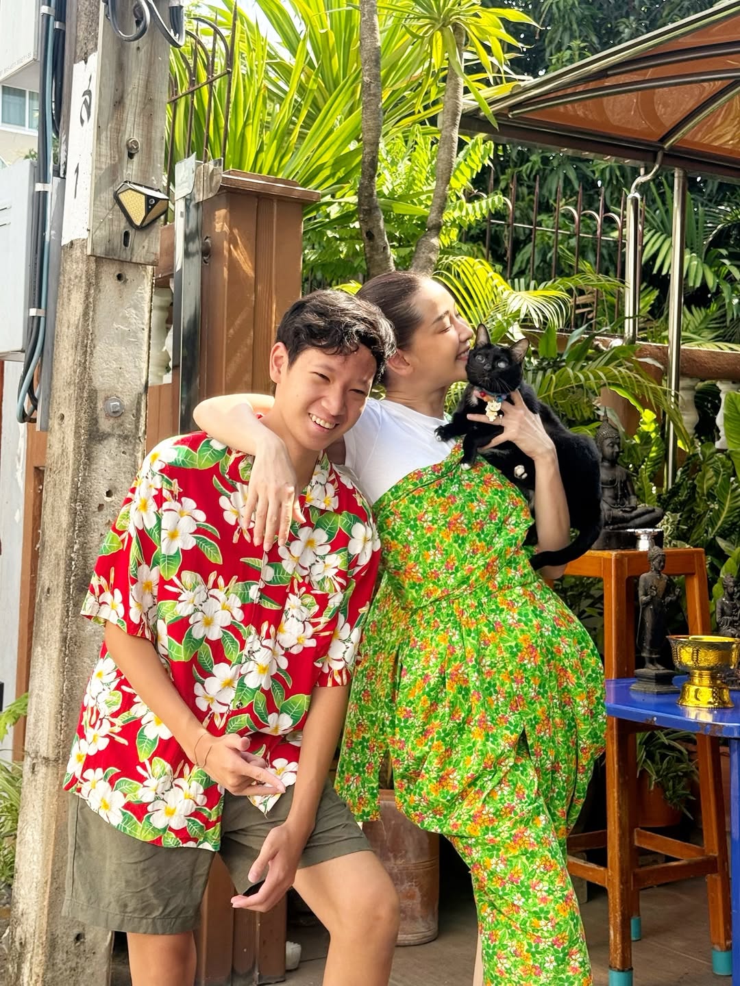 โม - อมีนา พินิจ