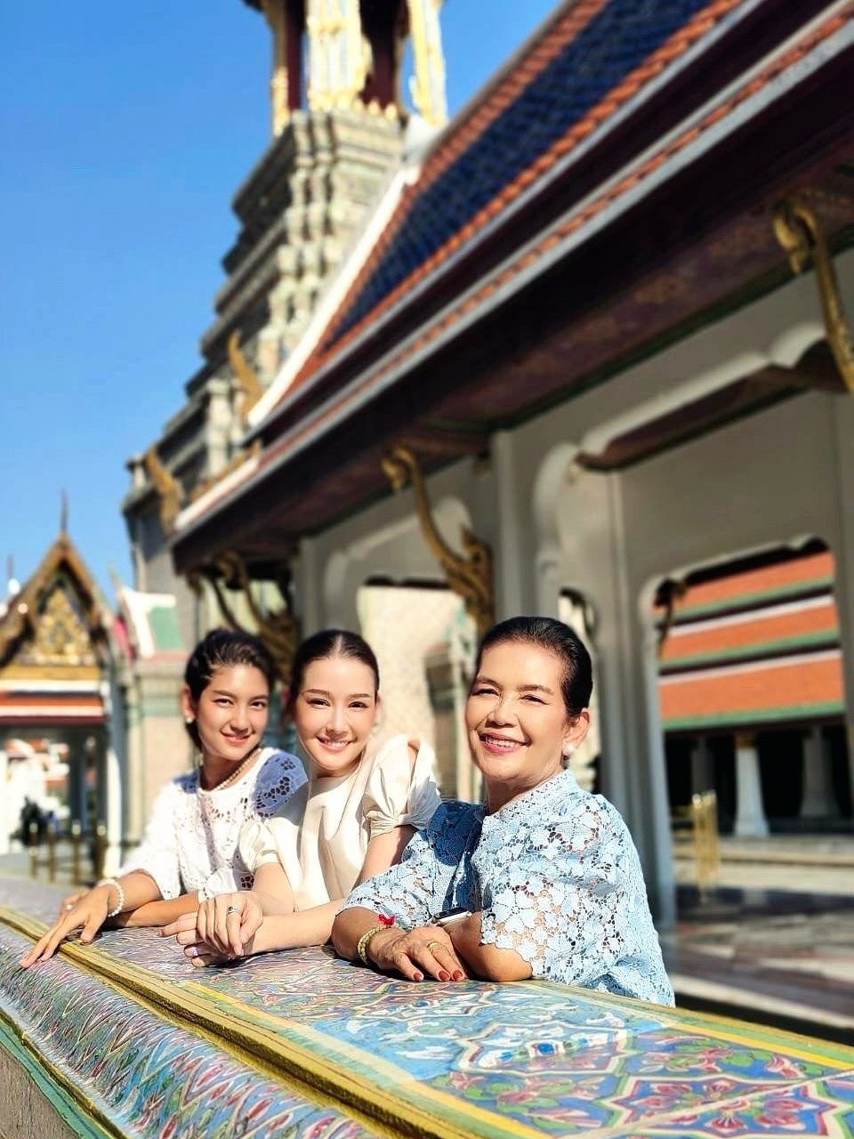 โม - อมีนา พินิจ