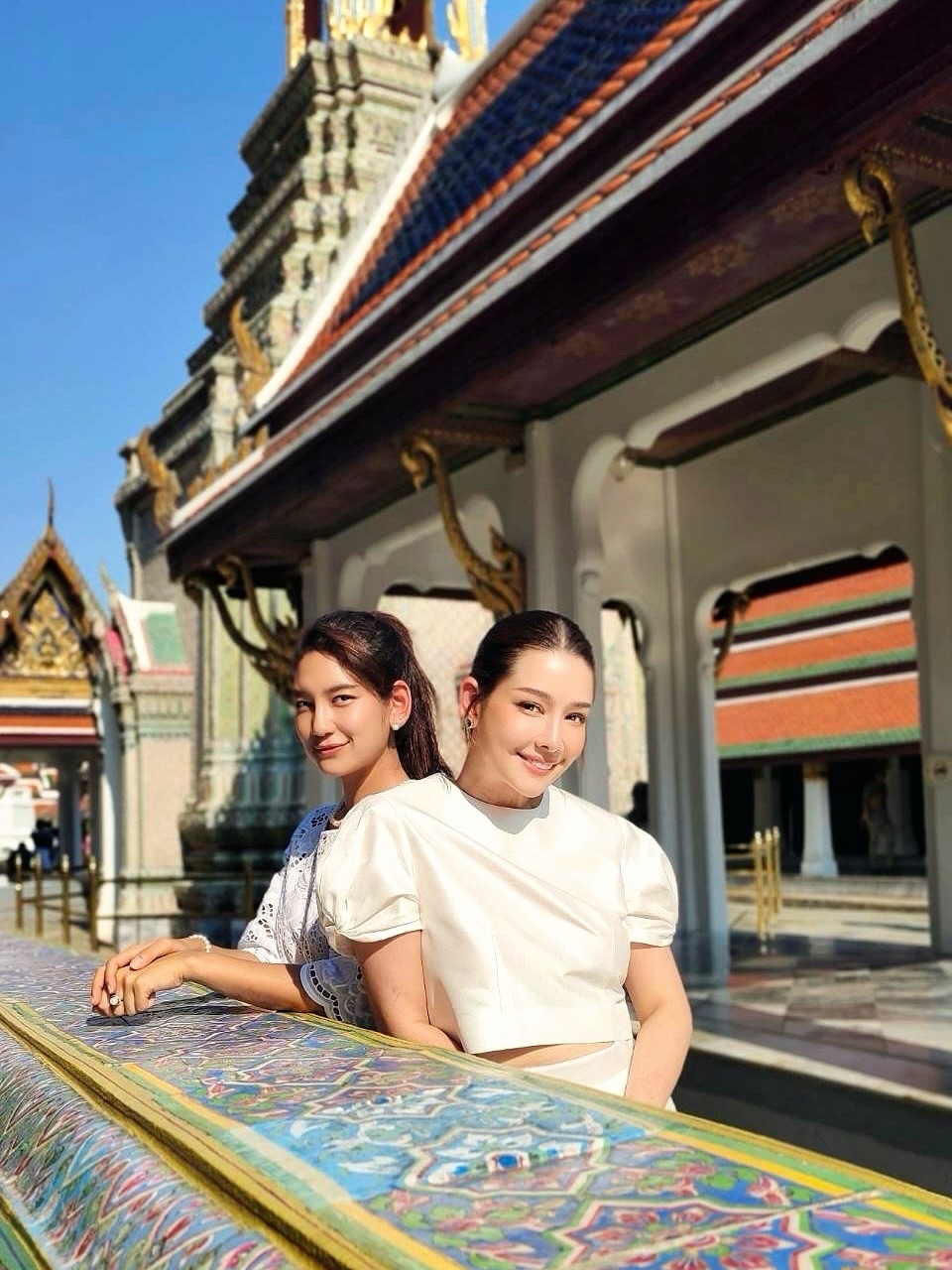 โม - อมีนา พินิจ