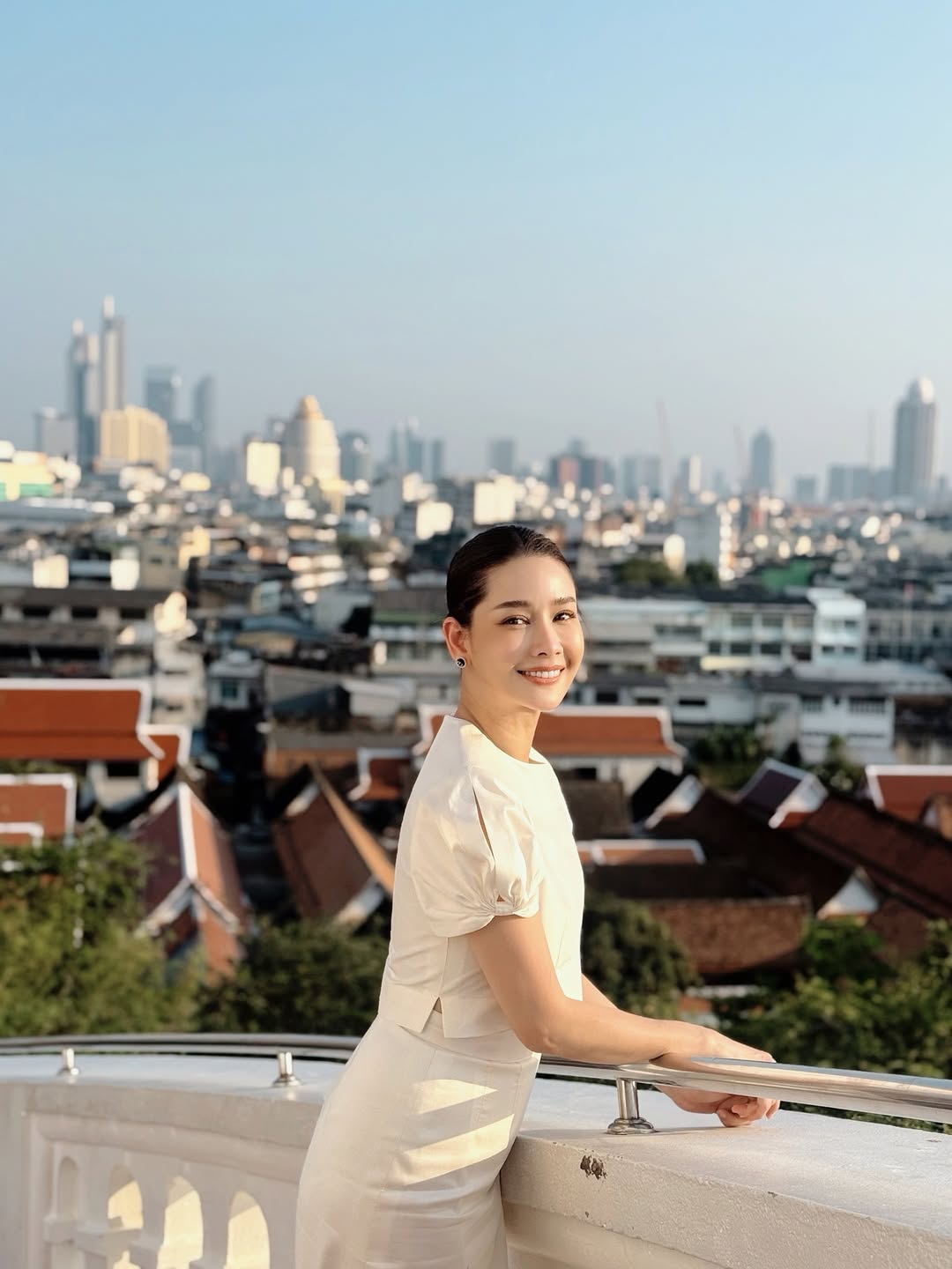 โม - อมีนา พินิจ