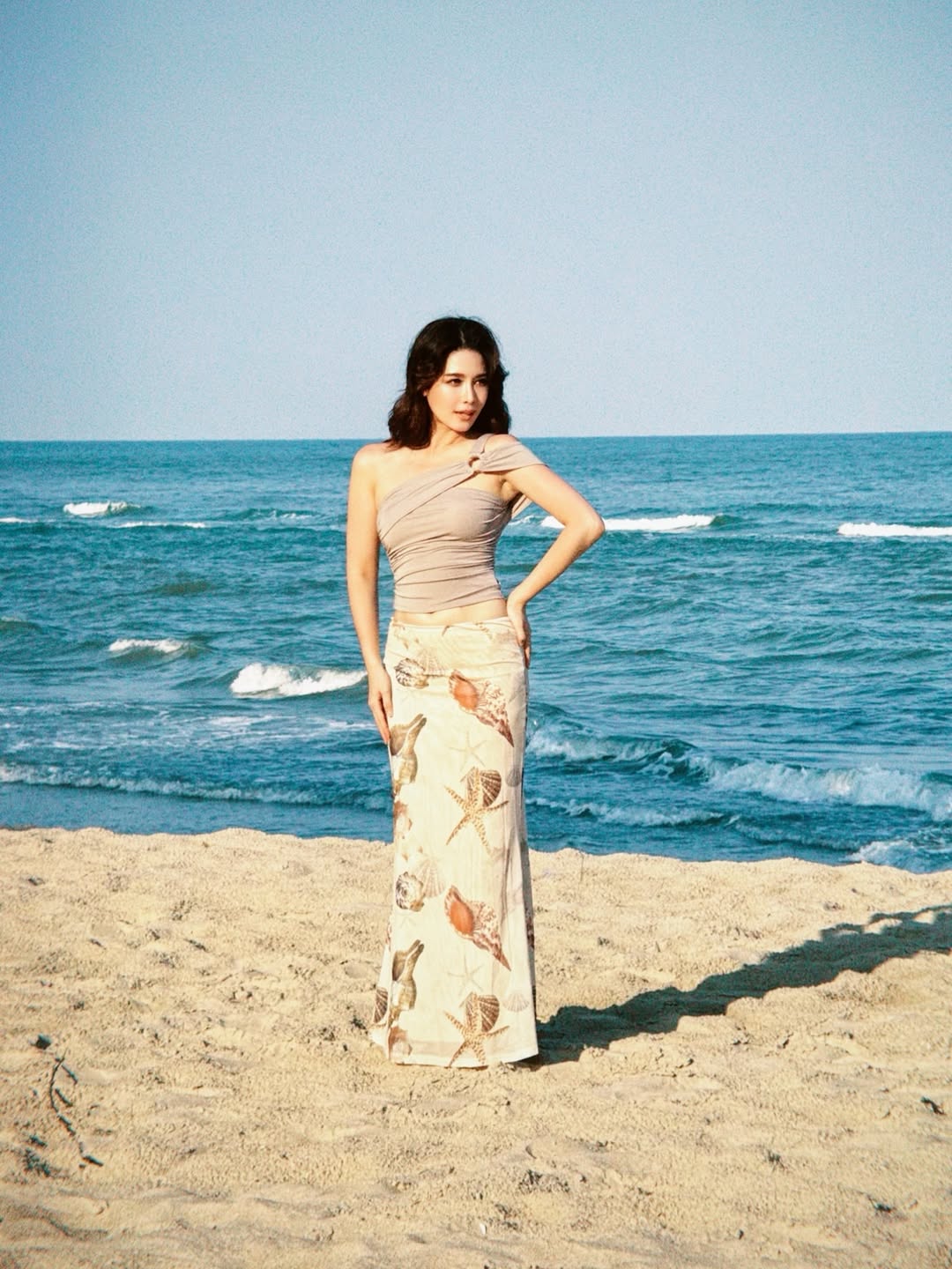 โม - อมีนา พินิจ