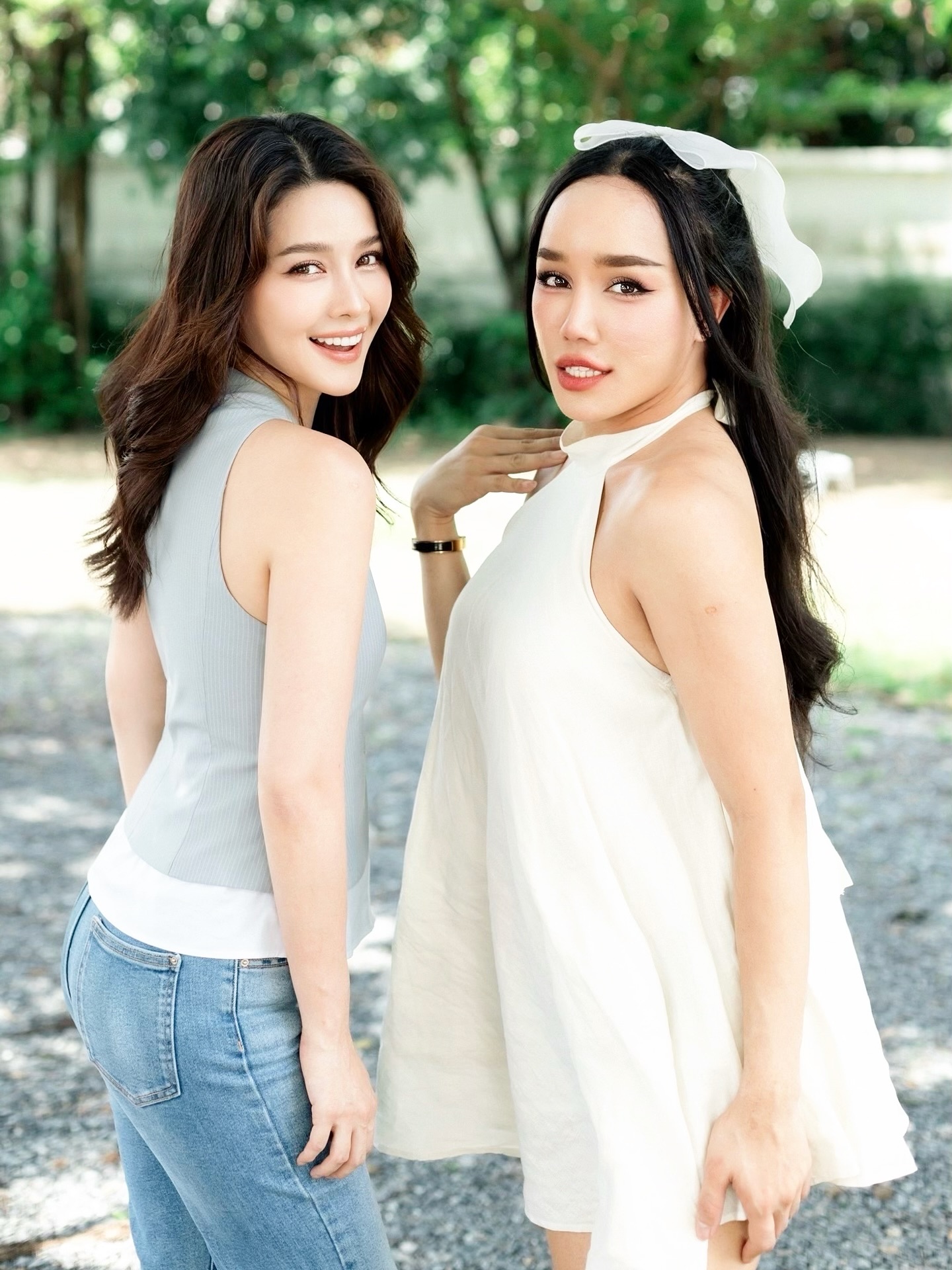 โม - อมีนา พินิจ