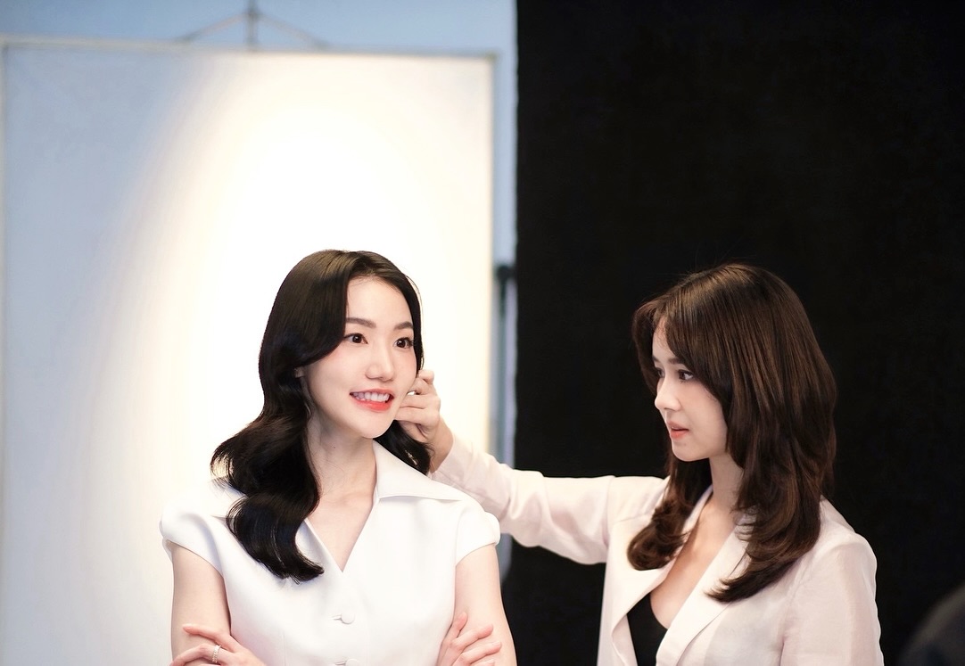 โม - อมีนา พินิจ