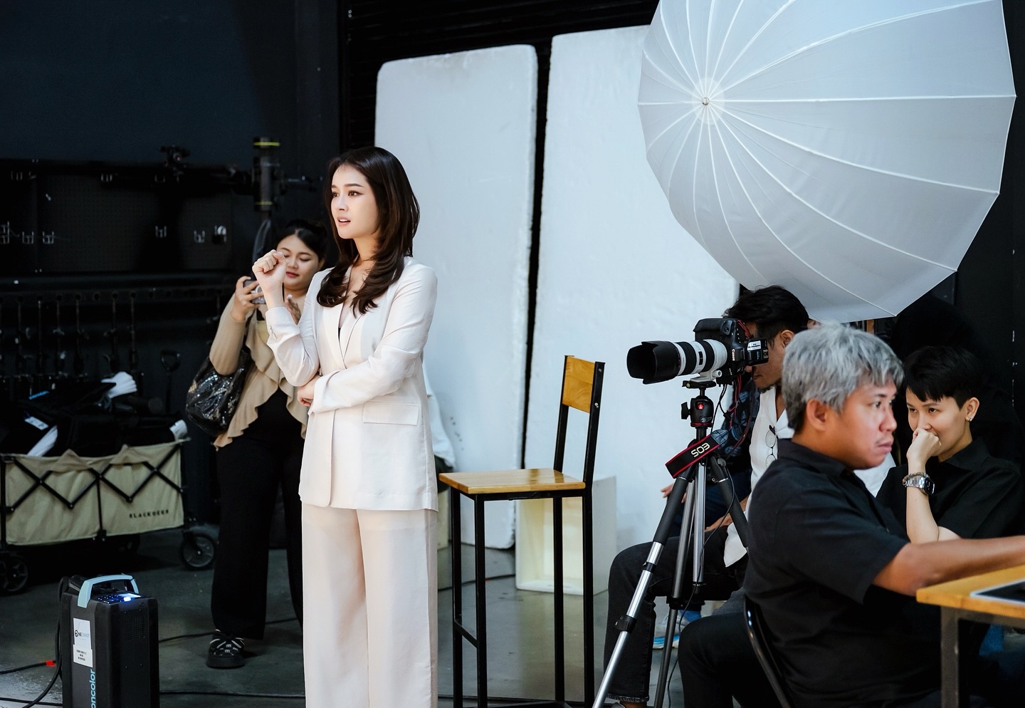 โม - อมีนา พินิจ