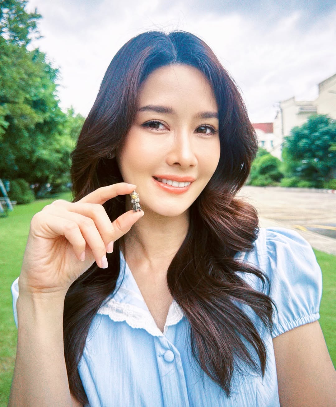 โม - อมีนา พินิจ