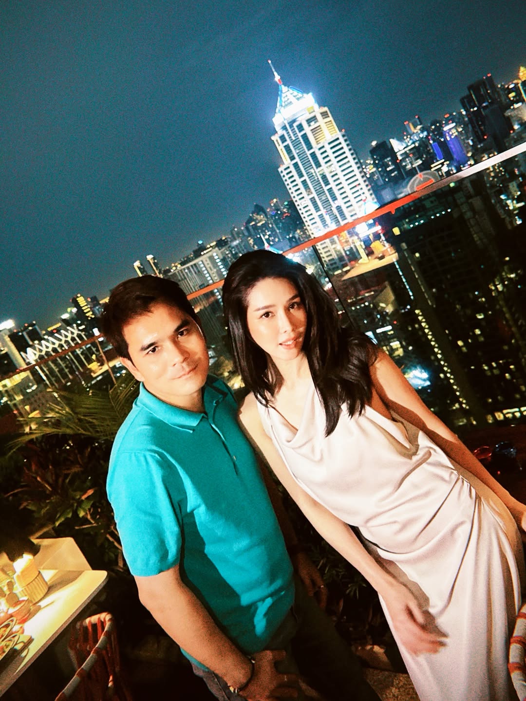 โม - อมีนา พินิจ