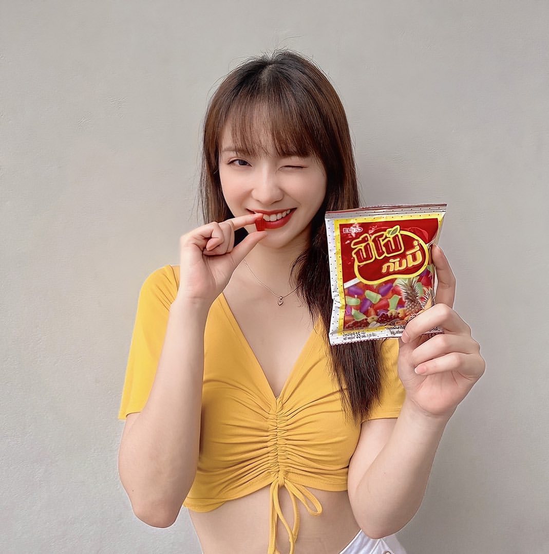 แจน -  พลอยชมพู ศุภทรัพย์