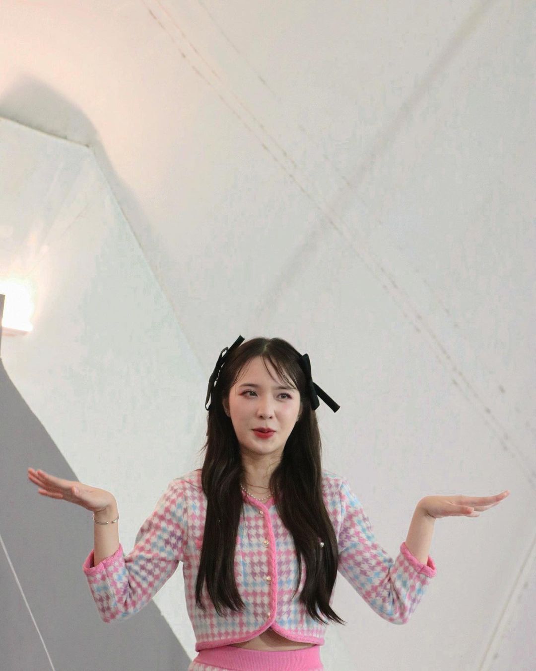 แจน -  พลอยชมพู ศุภทรัพย์