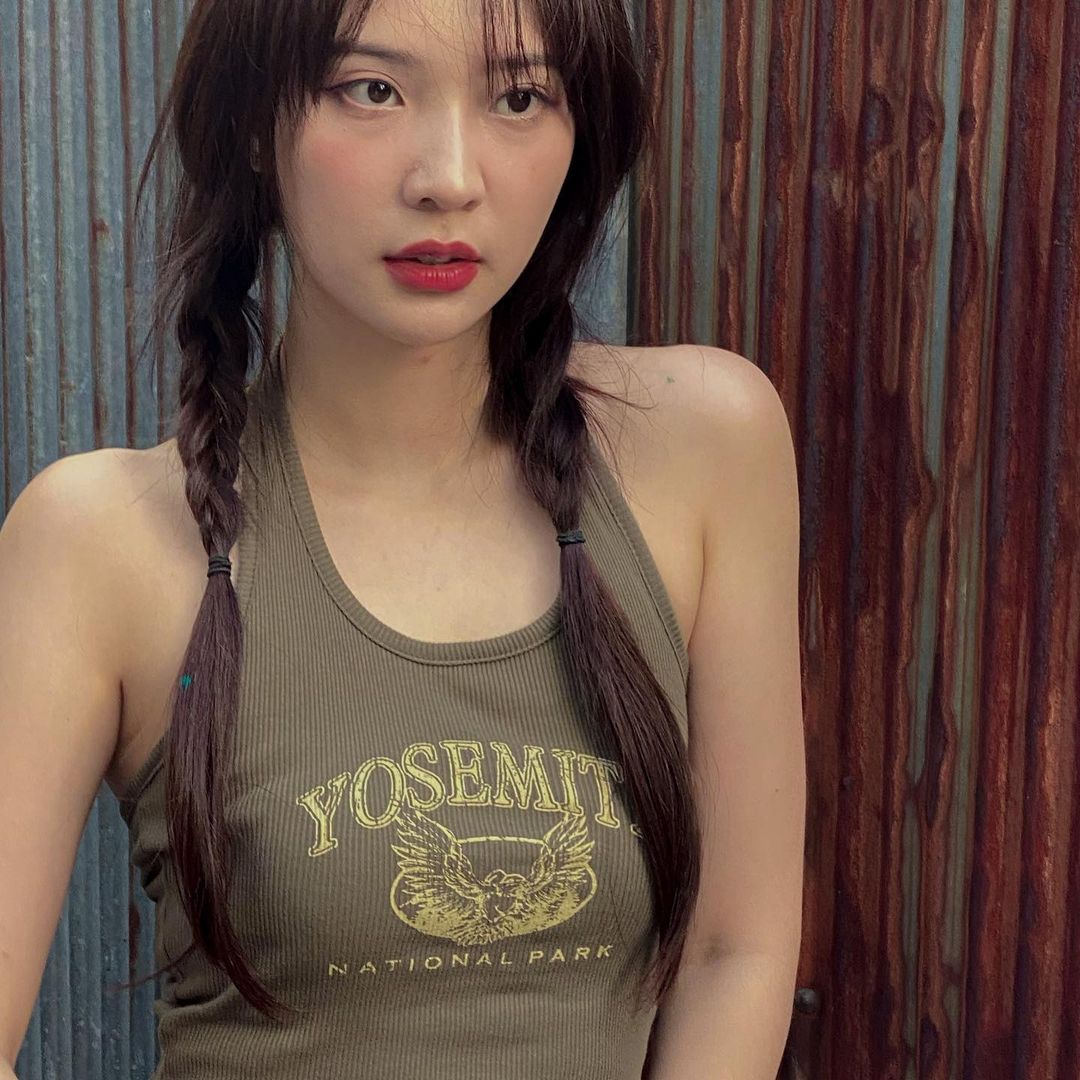 แจน -  พลอยชมพู ศุภทรัพย์
