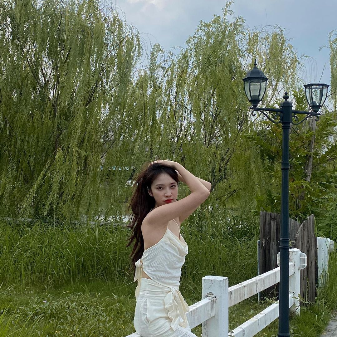 แจน -  พลอยชมพู ศุภทรัพย์