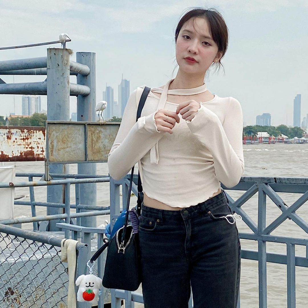 แจน -  พลอยชมพู ศุภทรัพย์