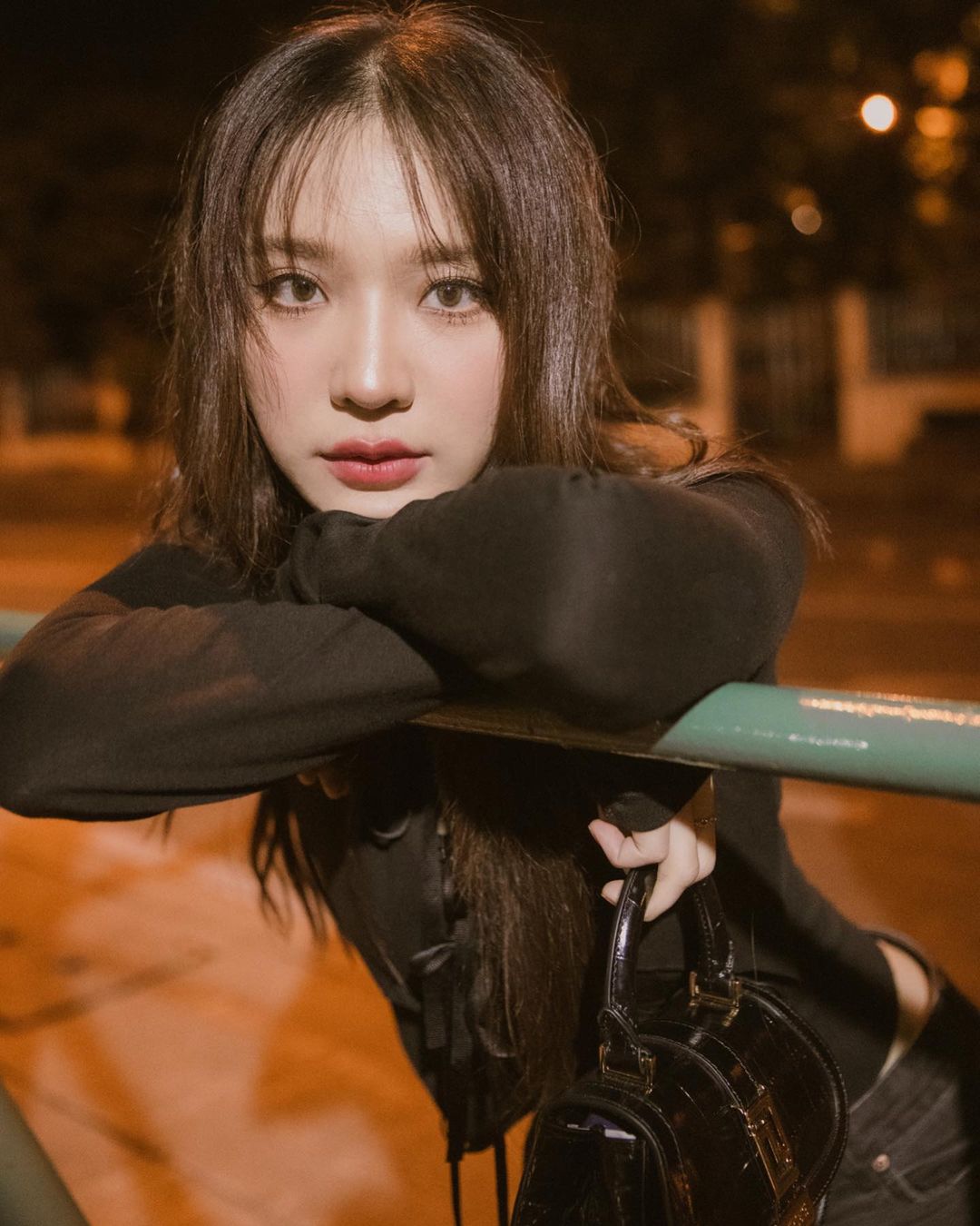 แจน -  พลอยชมพู ศุภทรัพย์