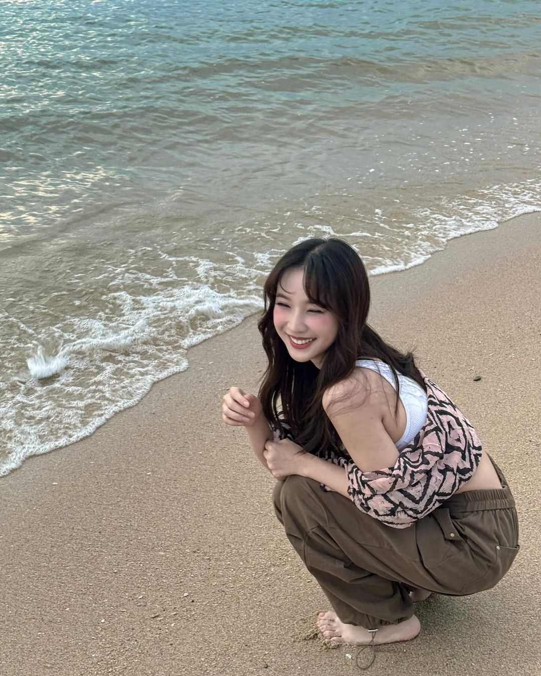 แจน -  พลอยชมพู ศุภทรัพย์