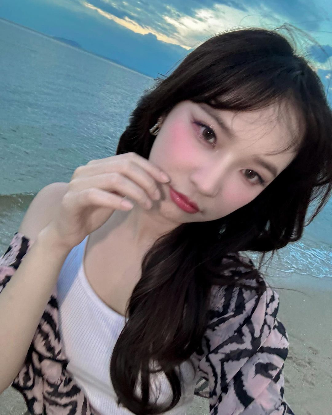 แจน -  พลอยชมพู ศุภทรัพย์
