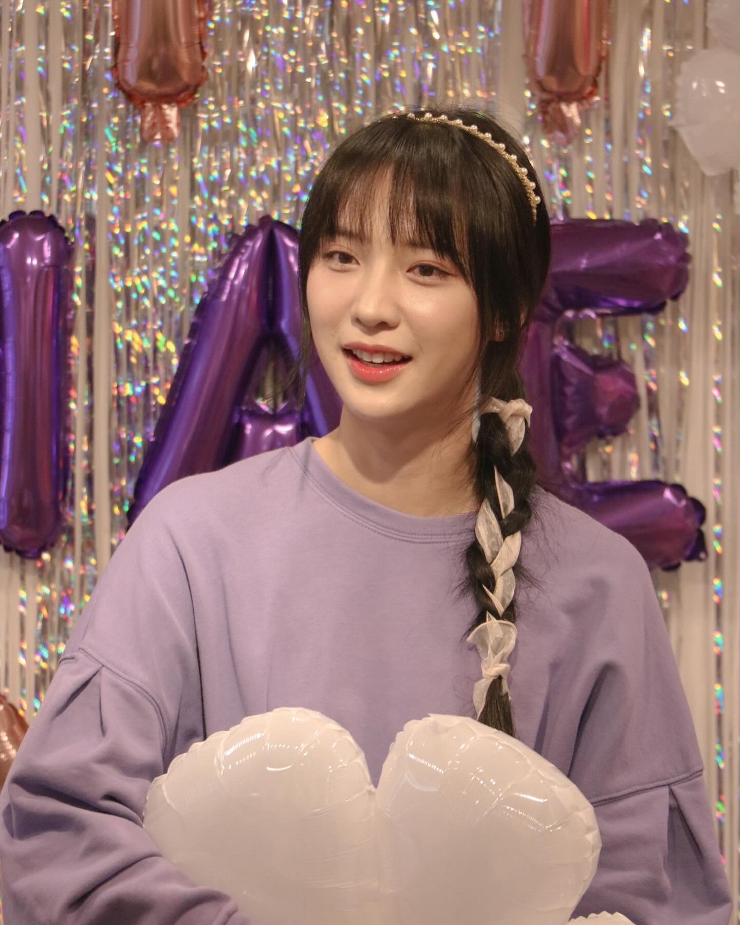แจน -  พลอยชมพู ศุภทรัพย์