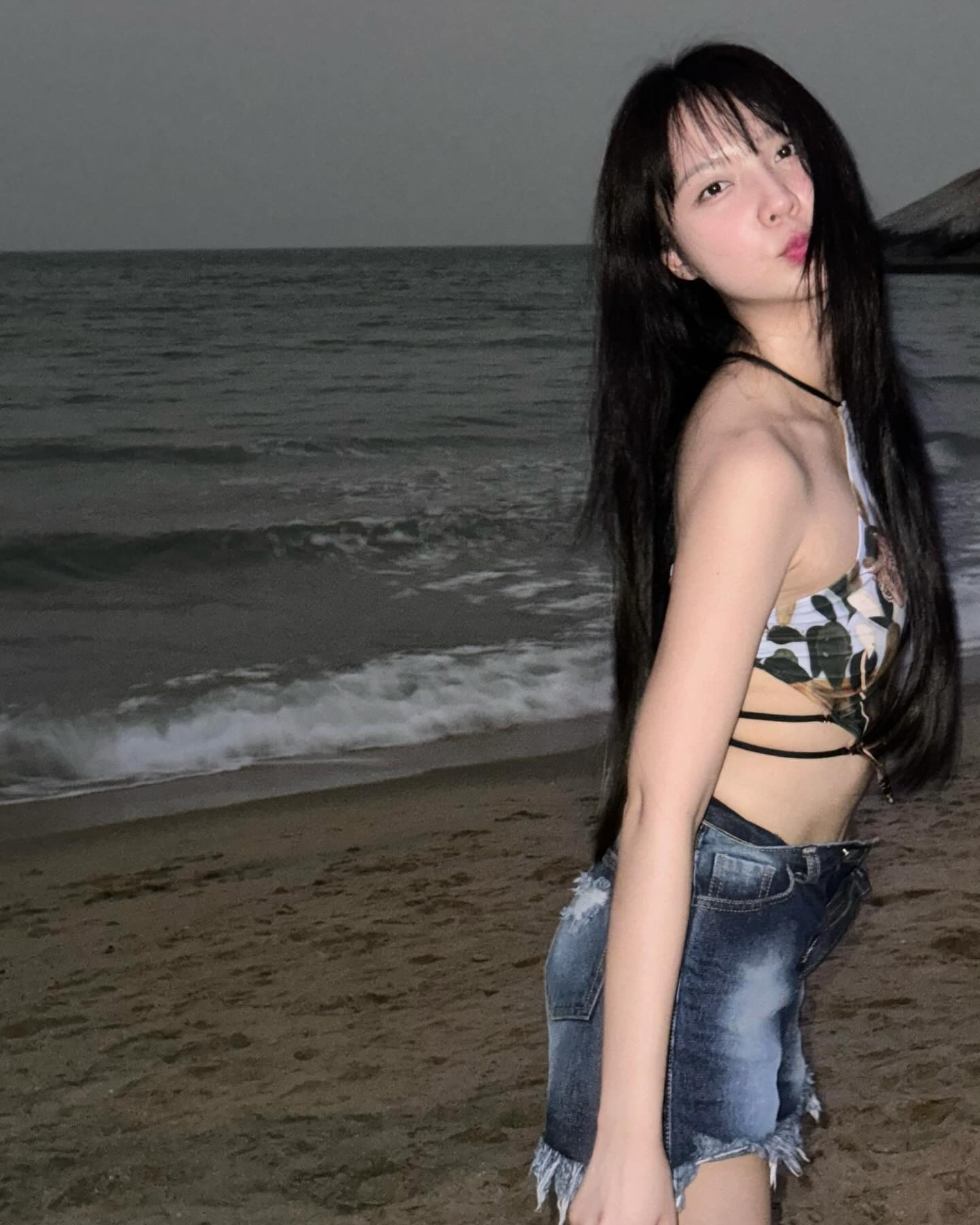 แจน -  พลอยชมพู ศุภทรัพย์