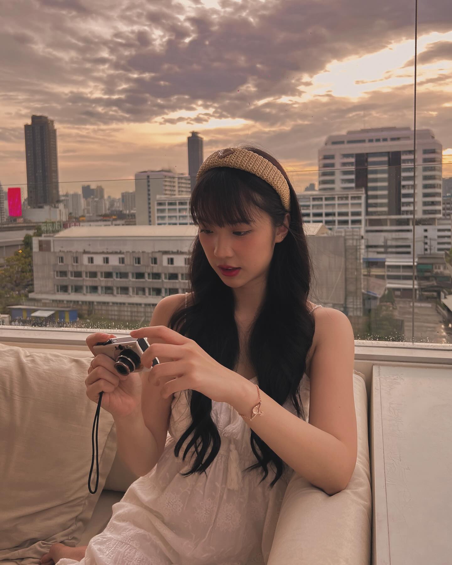 แจน -  พลอยชมพู ศุภทรัพย์