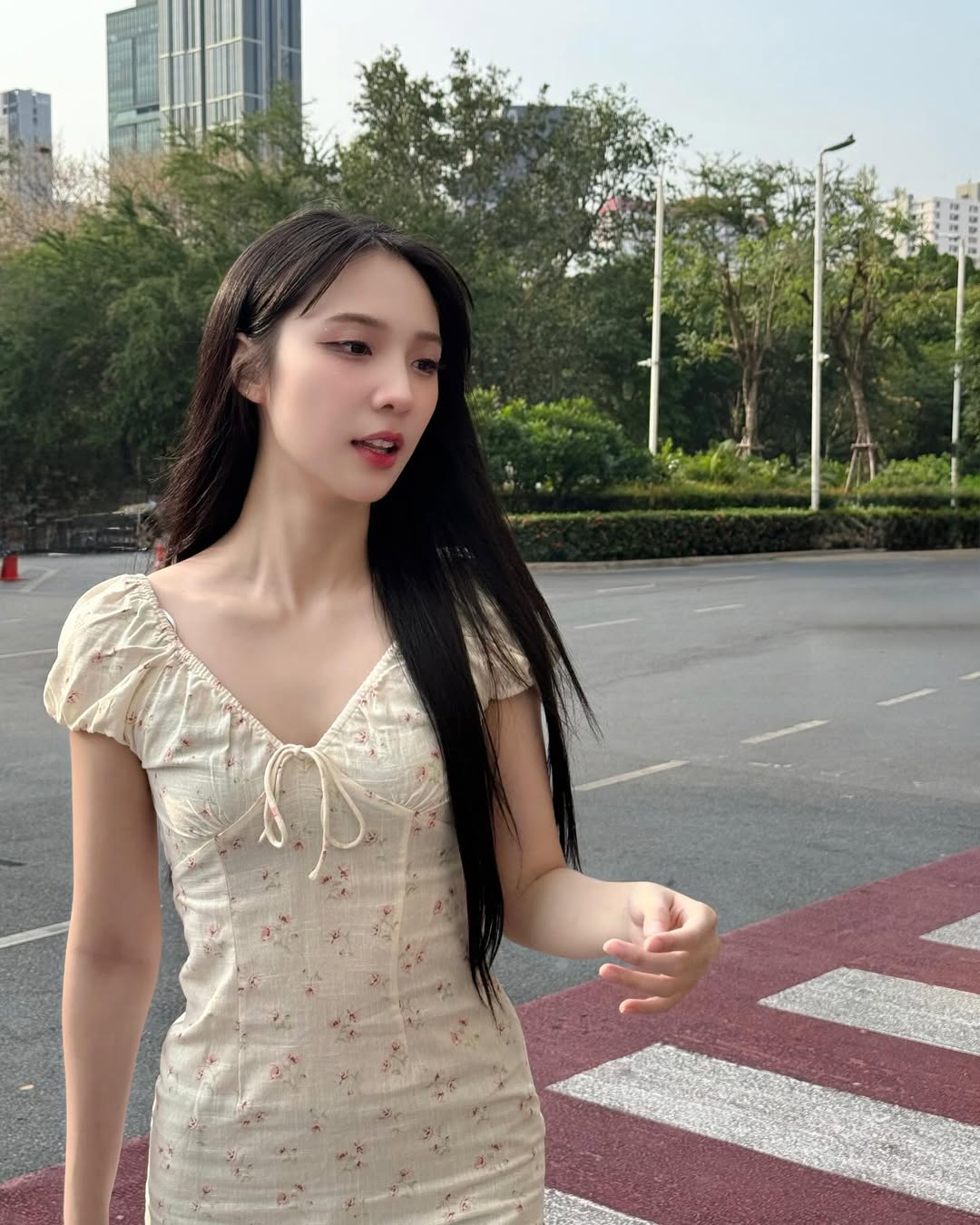 แจน -  พลอยชมพู ศุภทรัพย์